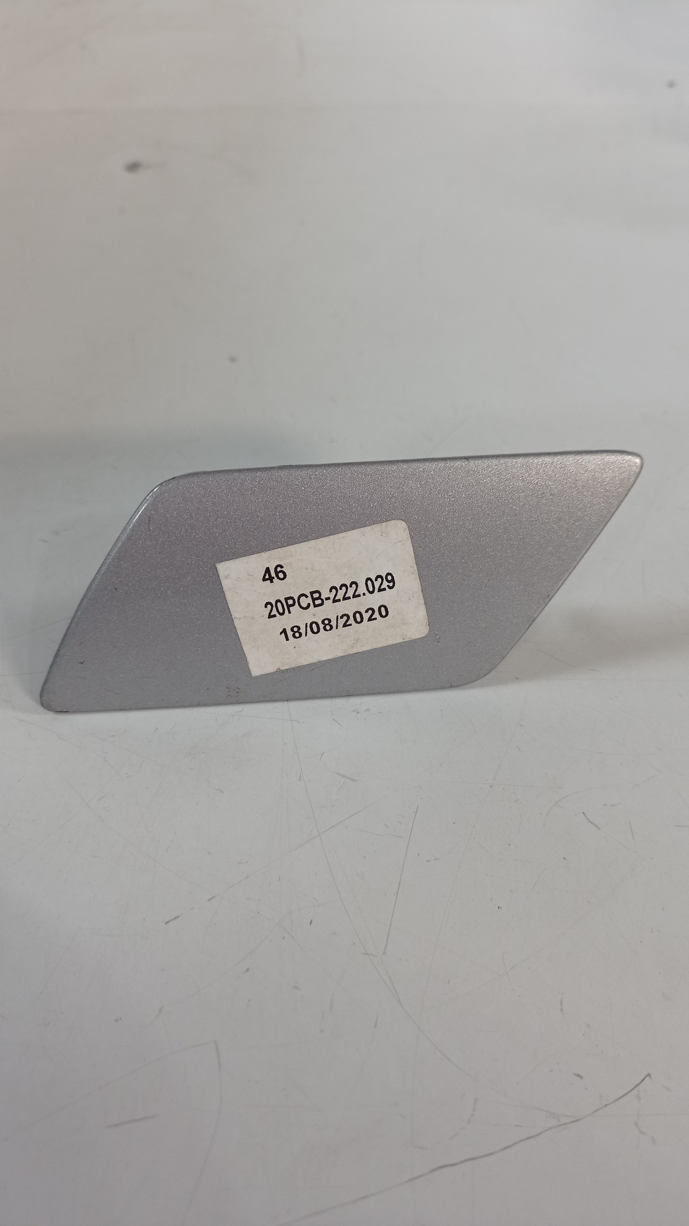 80a807753 Tampa Esguicho Farol Esquerdo Audi Q5 2018 A 2020