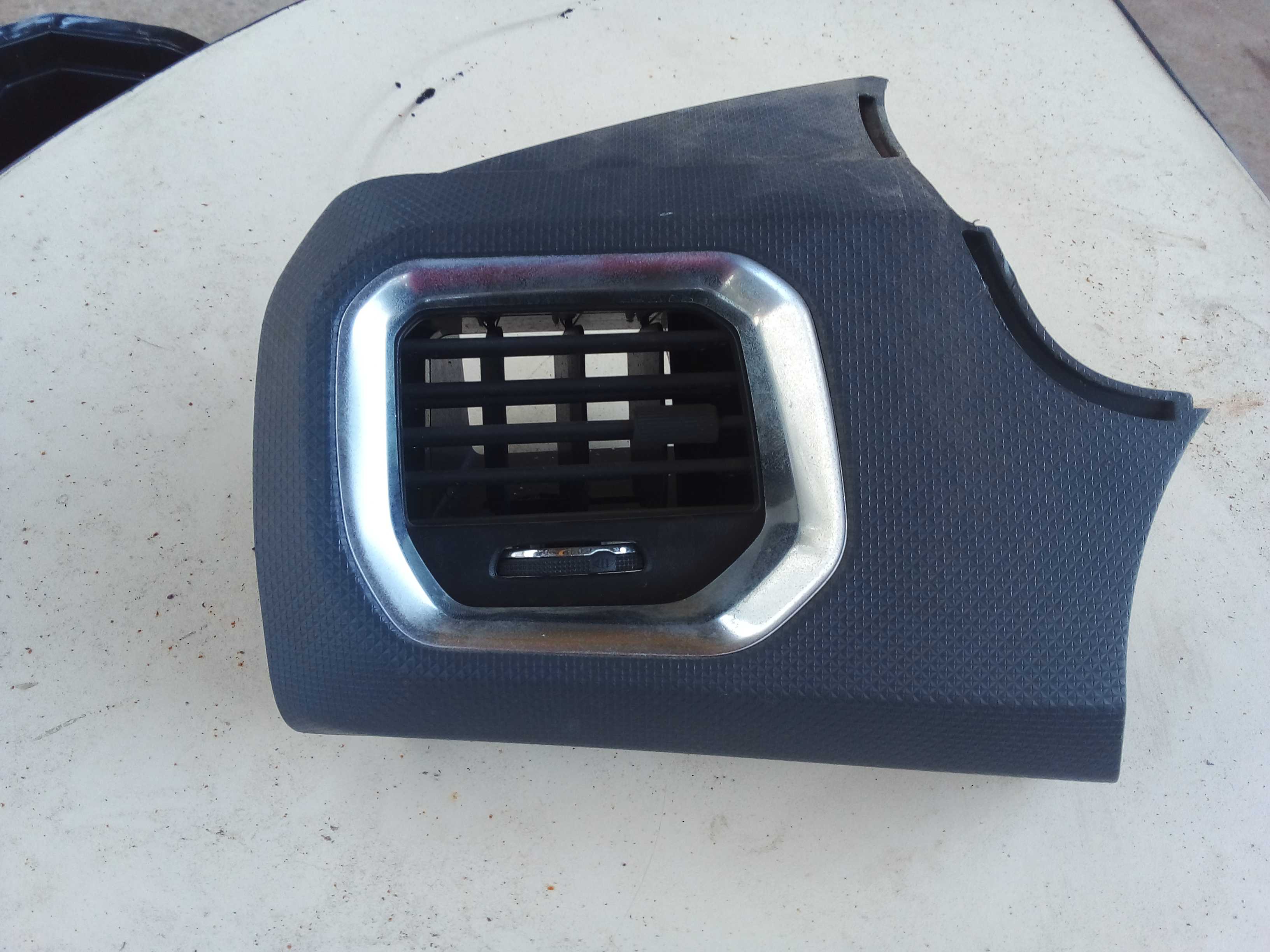 DIFUSOR AR ESQUERDO SPIN 2018  52028077 2