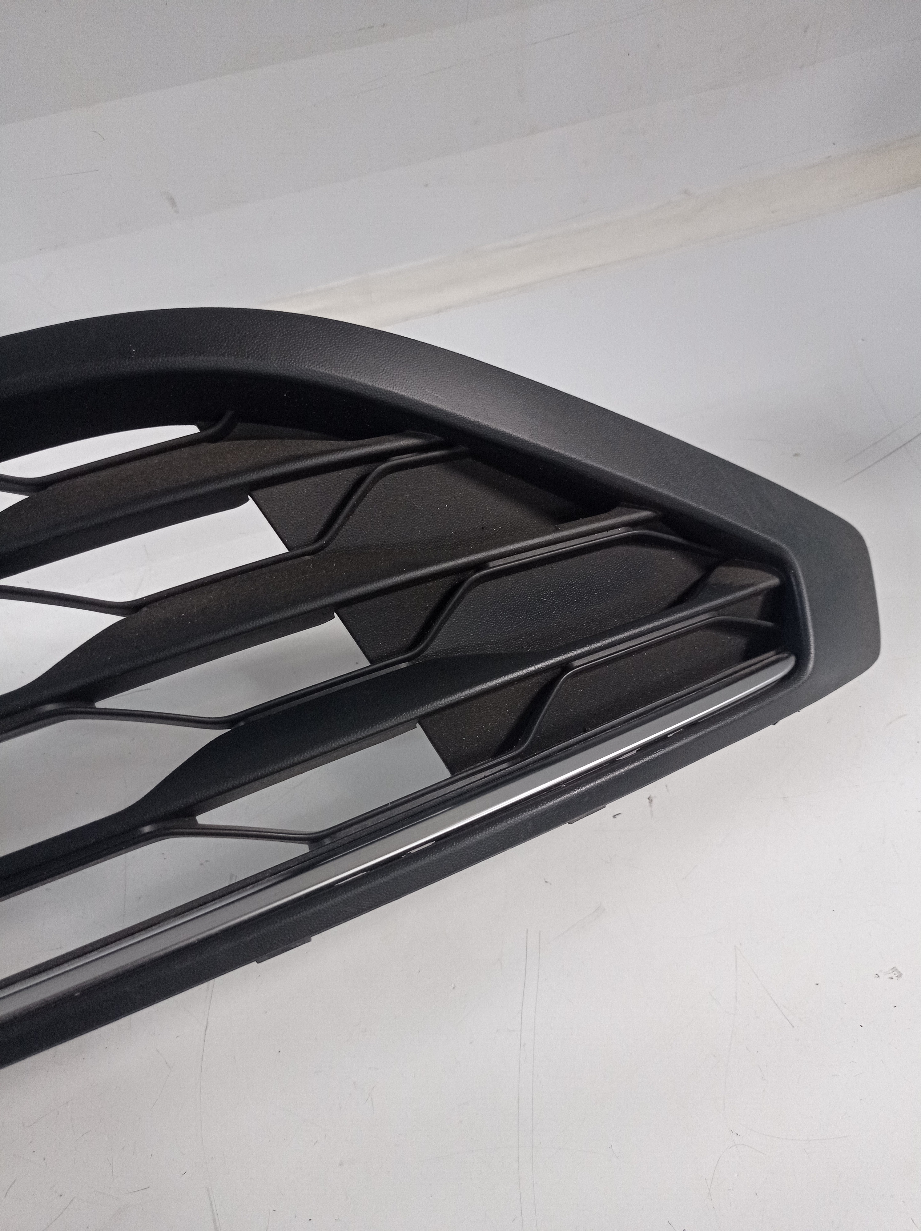 2g5853677a Grade Parachoque Dianteiro Vw Nivus 2020/2021 7