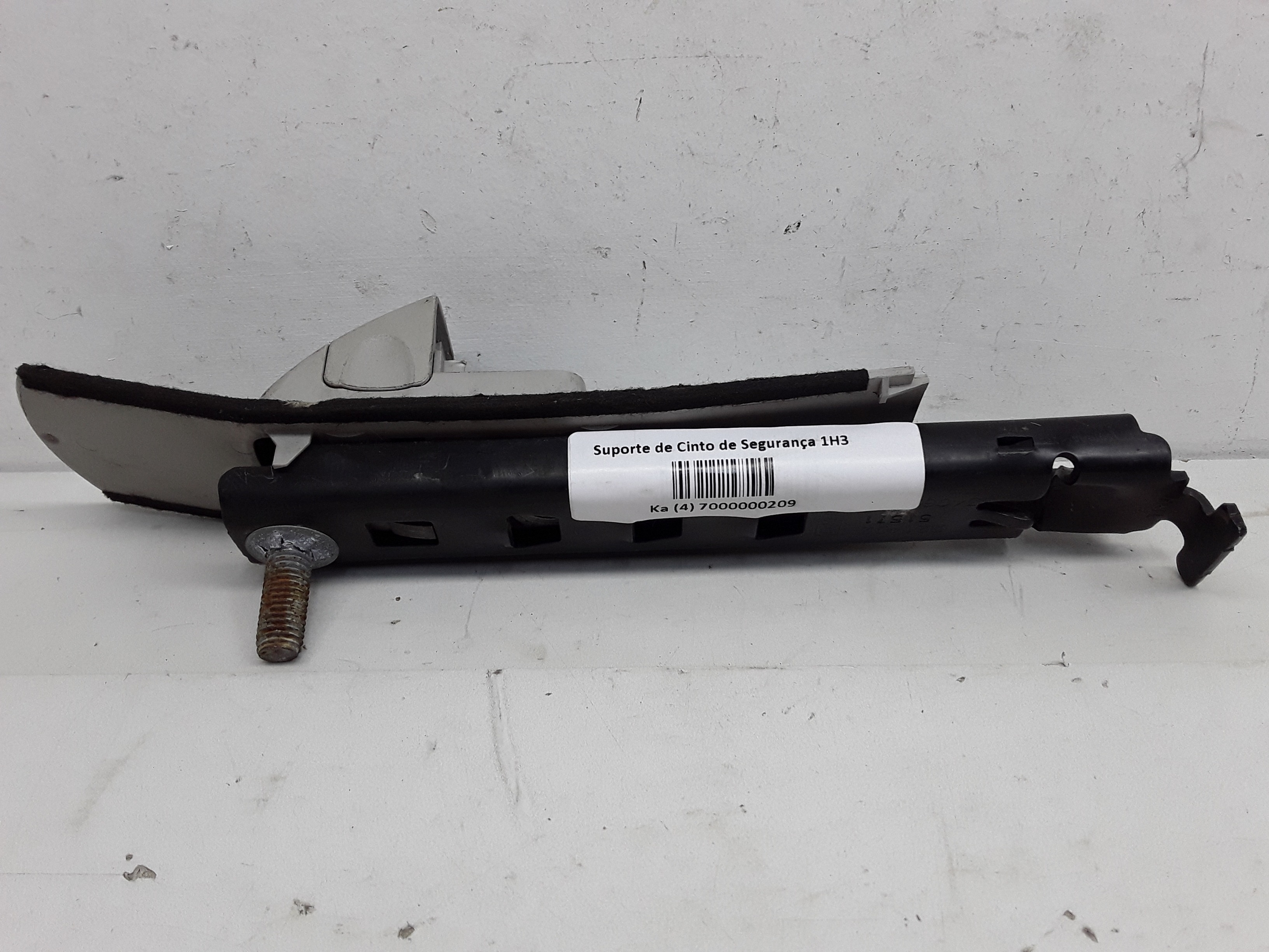 Suporte Cinto Segurança Ford Ka 2016 3