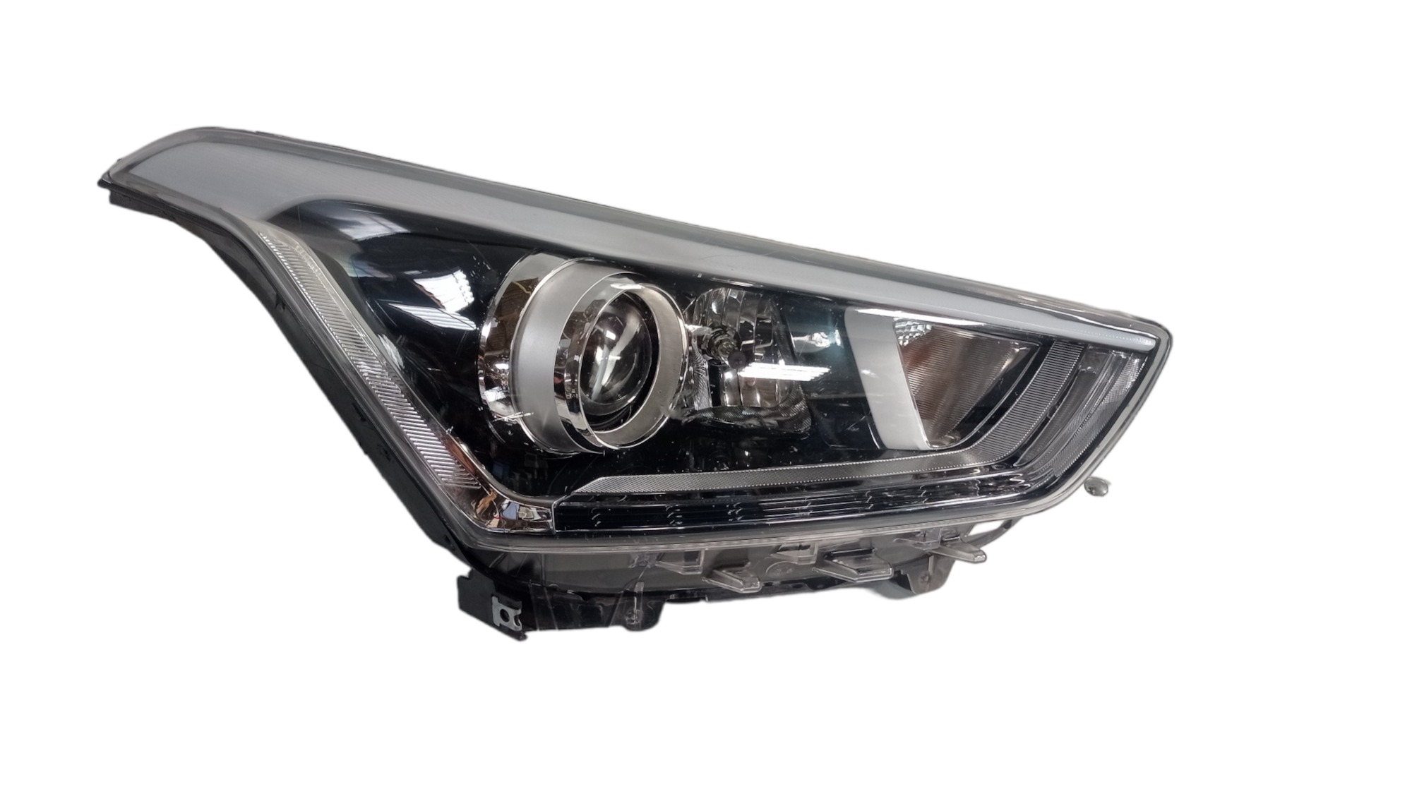 Farol Direito Hyundai Creta 2016 A 2018 Para Recuperar 2