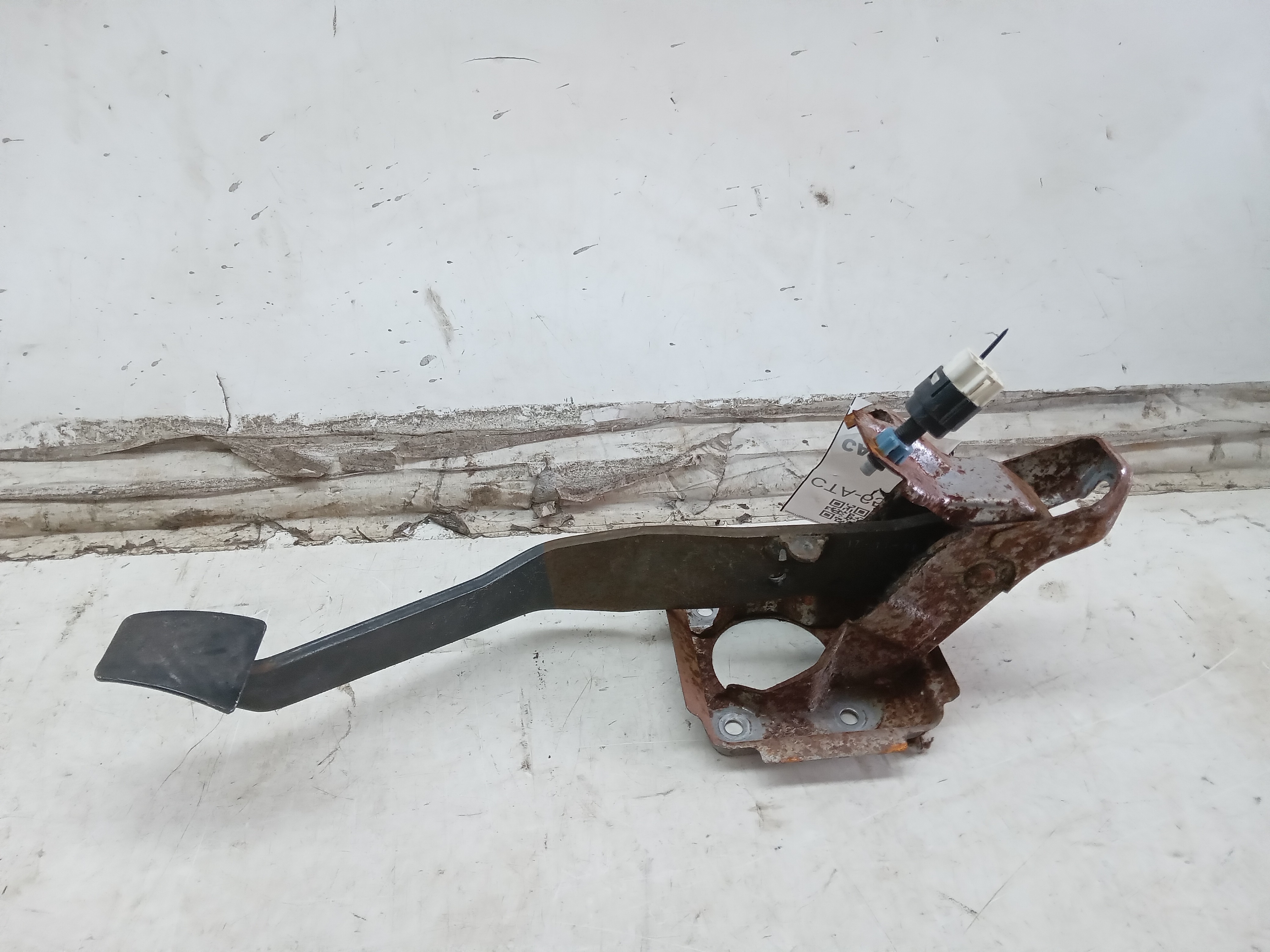 PEDAL FREIO MITSUBISHI L200 TRITON 2012 1