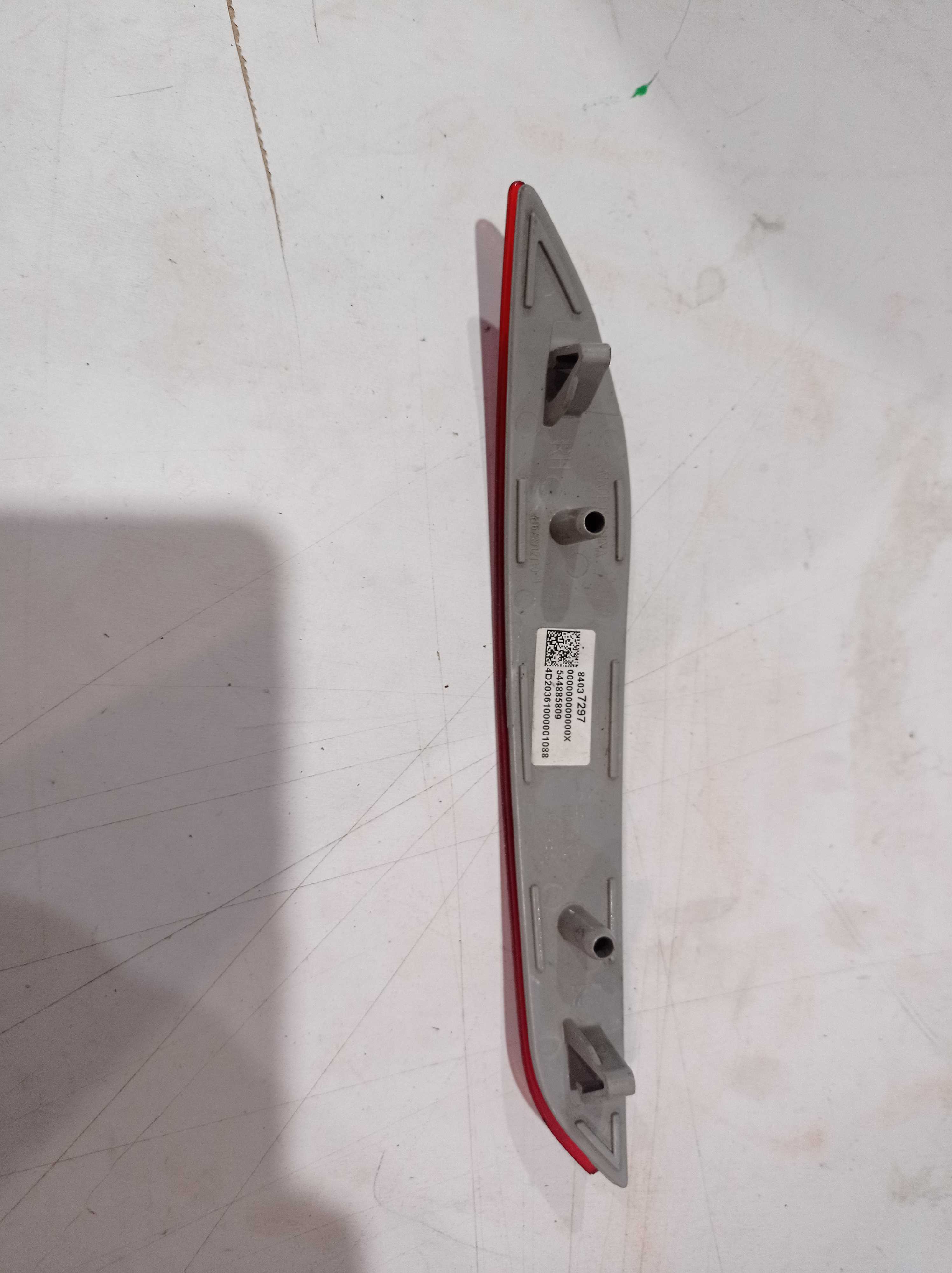 4167r012110 REFLETOR DIREITO PARACHOQUE GM CRUZE 2017 2