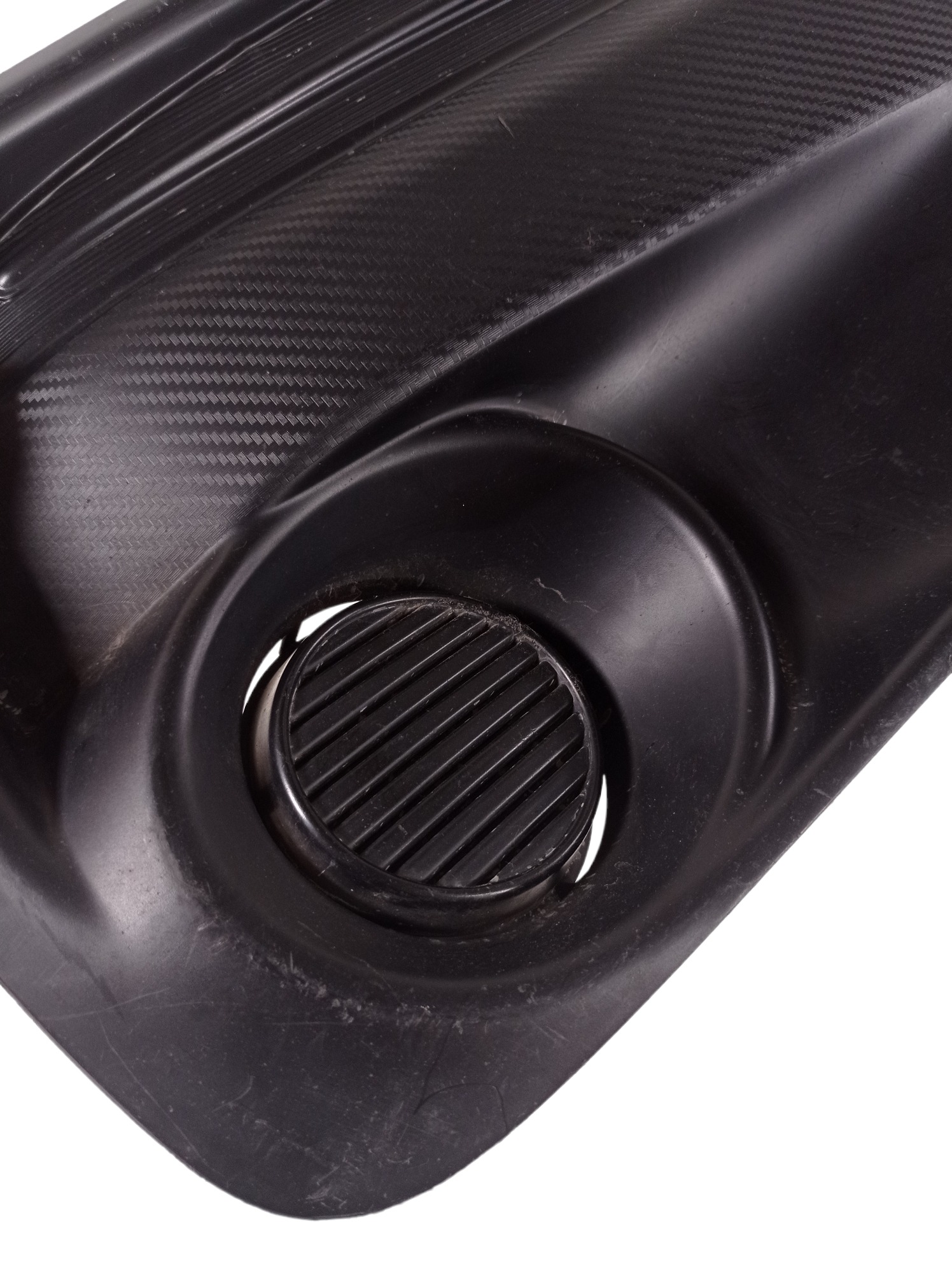 Moldura Farol Milha Direito Toyota Etios 2016 2019 2