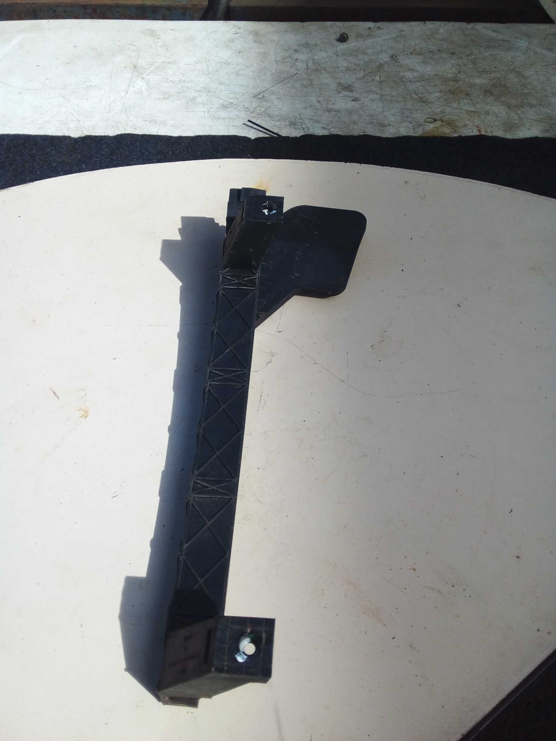 GUIA CANALETA VIDRO DIANT ESQ FORD KA 2018 E3B5A223A07
