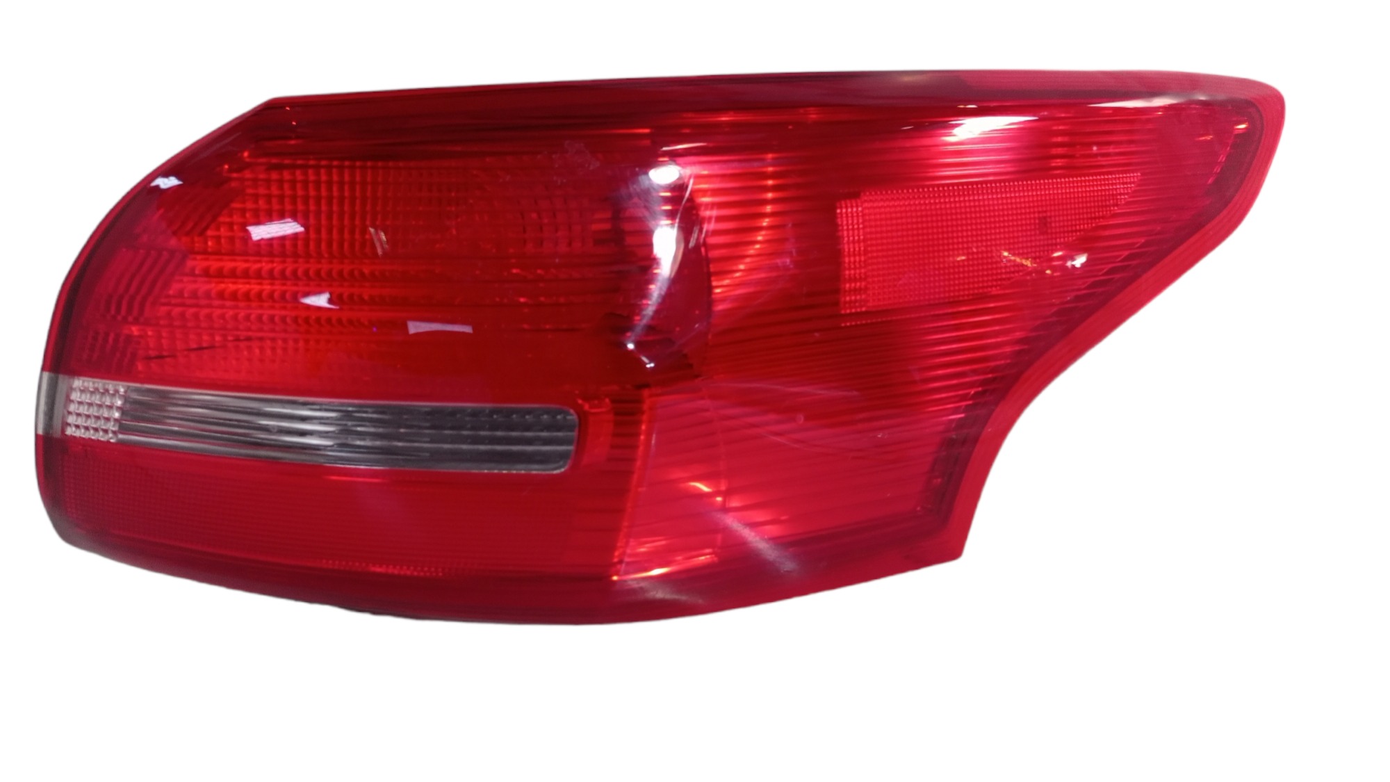 Lanterna Tras Direita Ford Focus Sedan 2016 A 2019 Recuperad 1