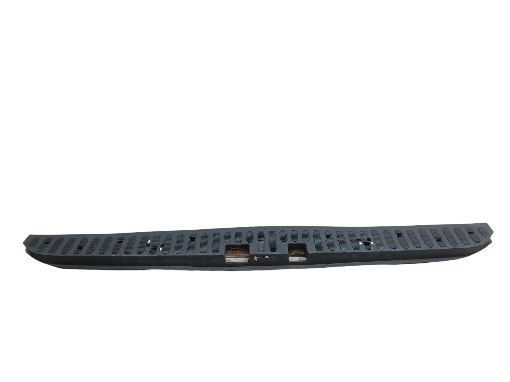 Soleira Traseira Porta Malas Renault Master 2021 P/recuperar