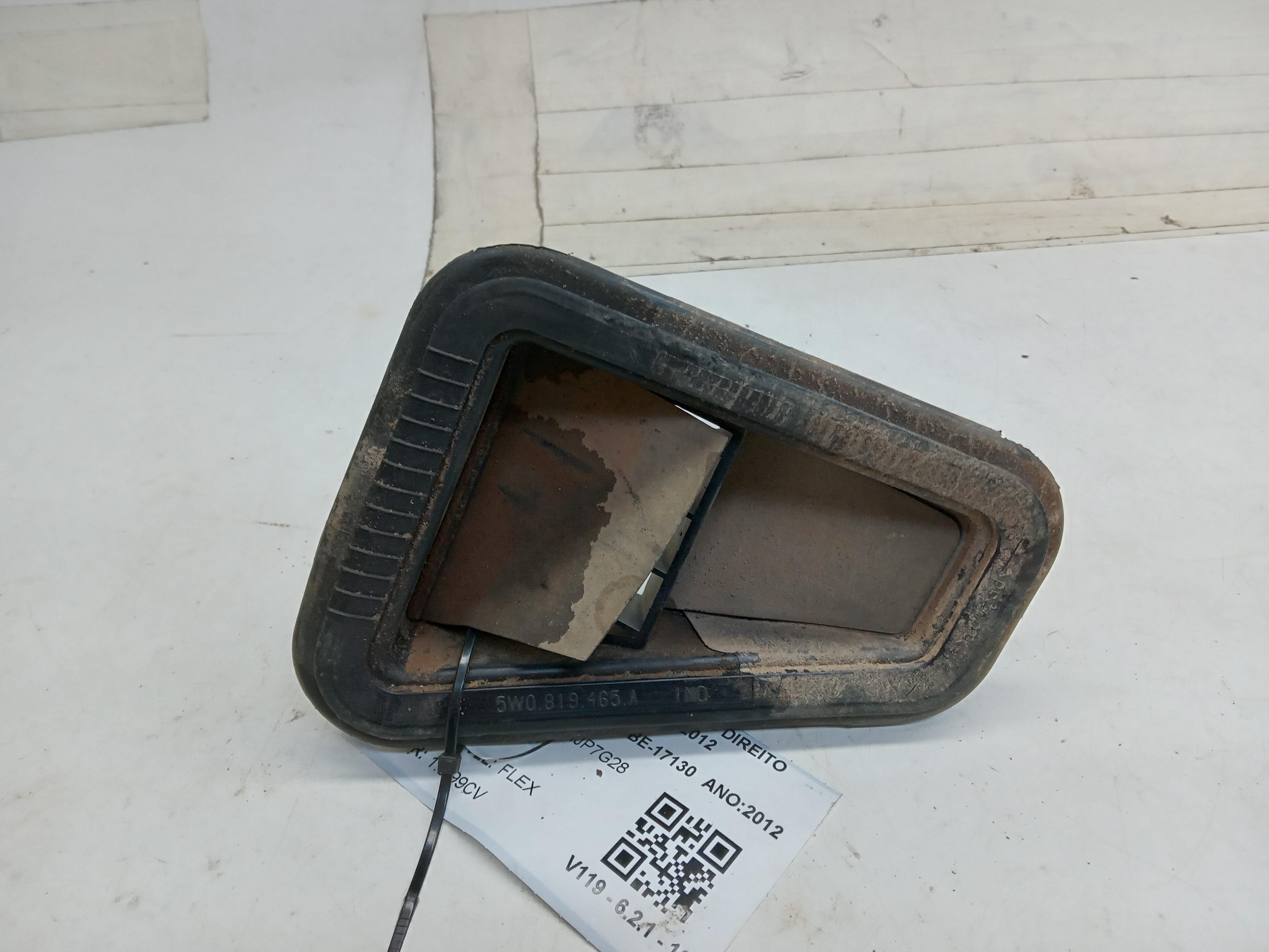 DIFUSOR AR TRASEIRO LE Volkswagen Gol 2012 1