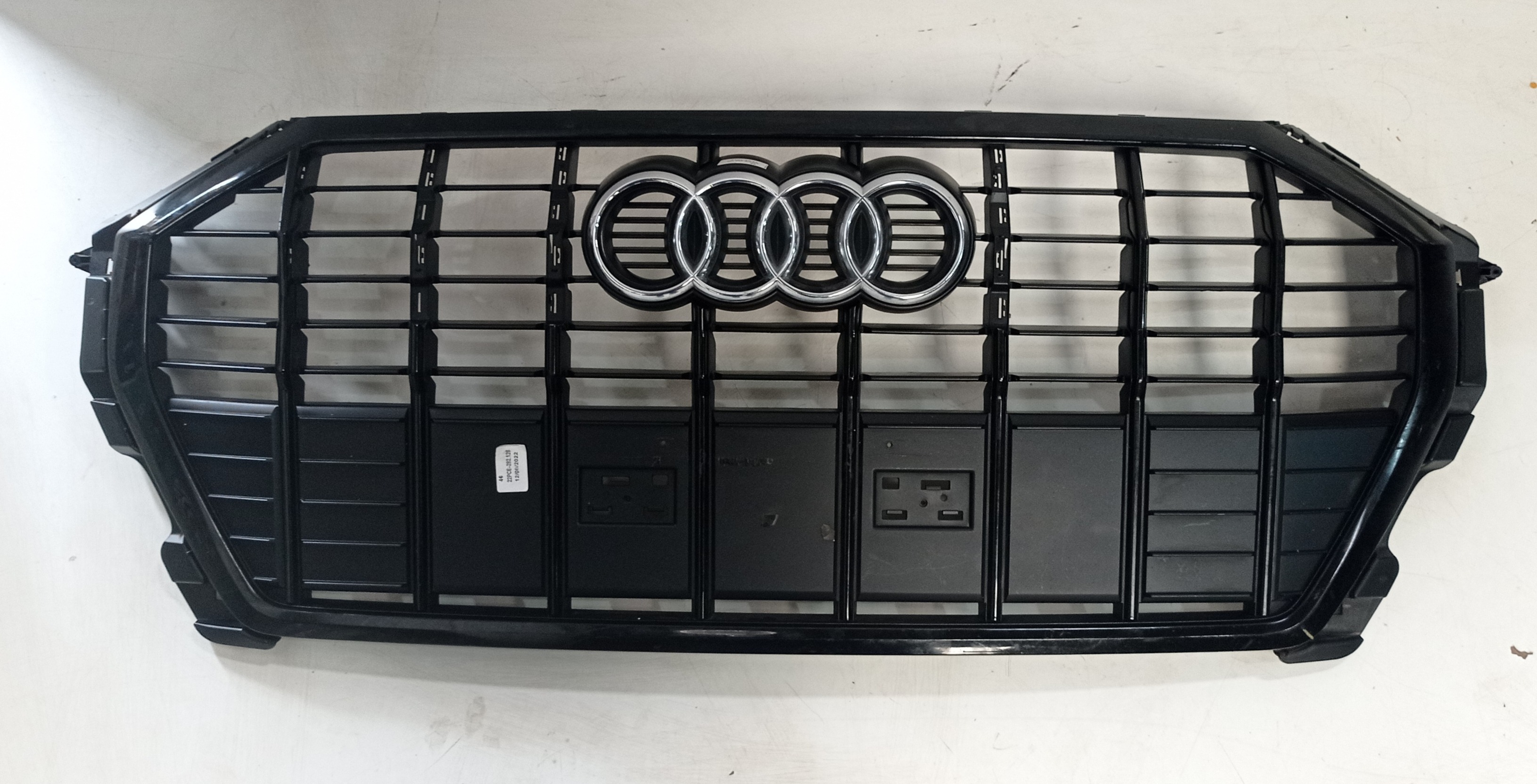 Grade Dianteira Audi Q3 2020 2022 Black Piano Para Recuperar 1