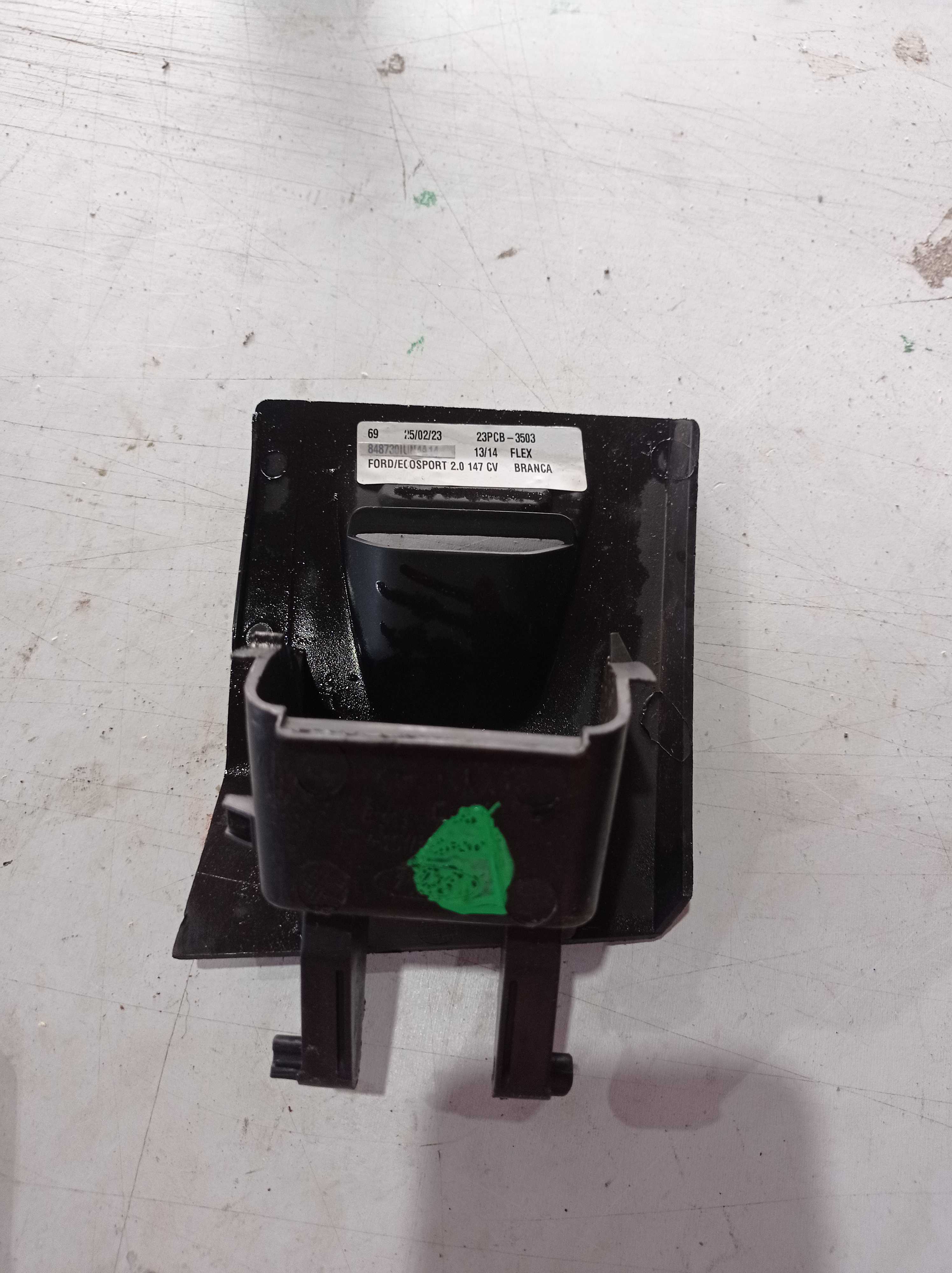 MOLDURA TAMPA PORTA OBJETOS FORD ECOSPORT 2013 2014 2