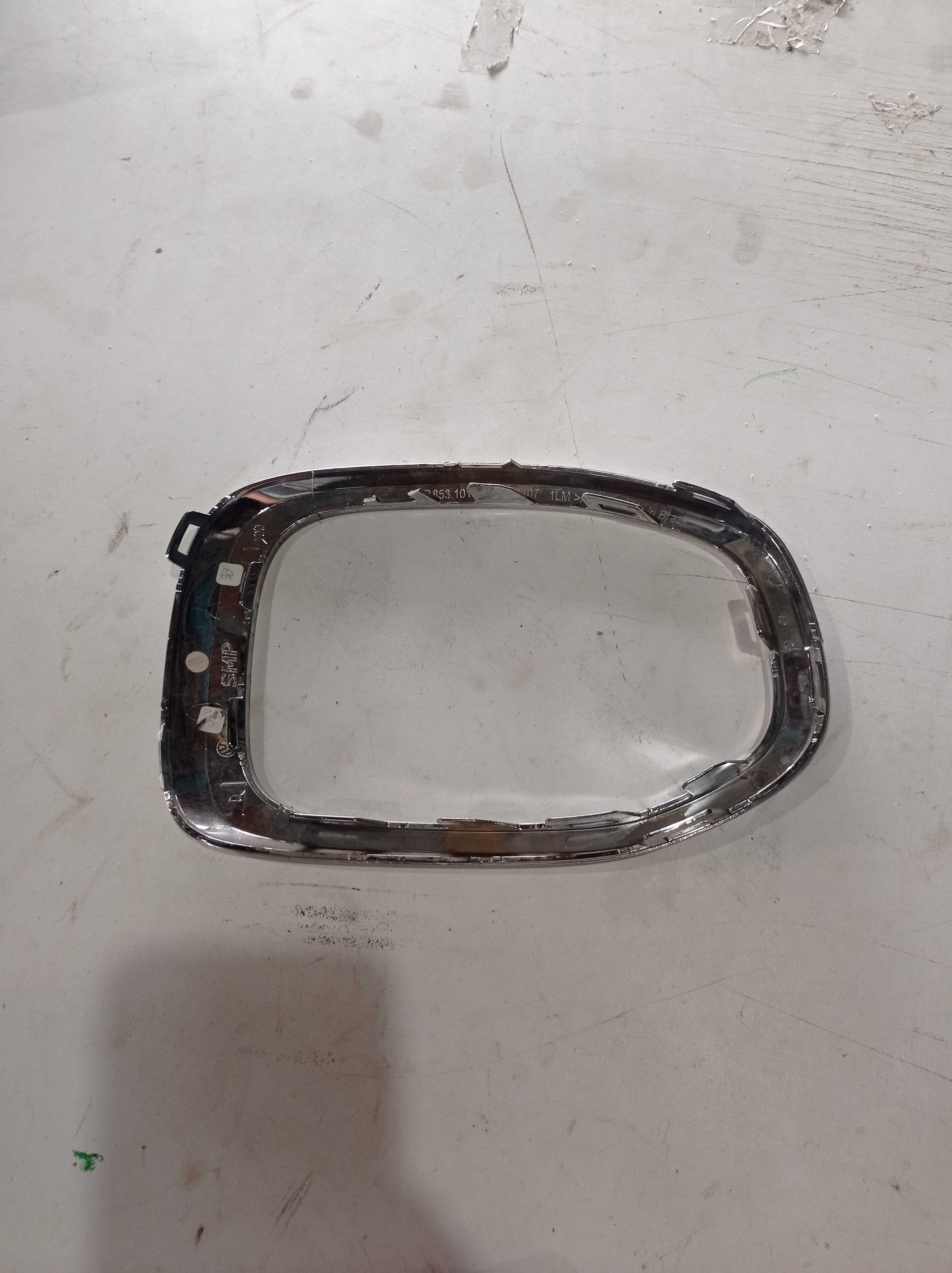 MOLDURA FRISO FAROL MILHA ESQUERDO VW TCROSS 2
