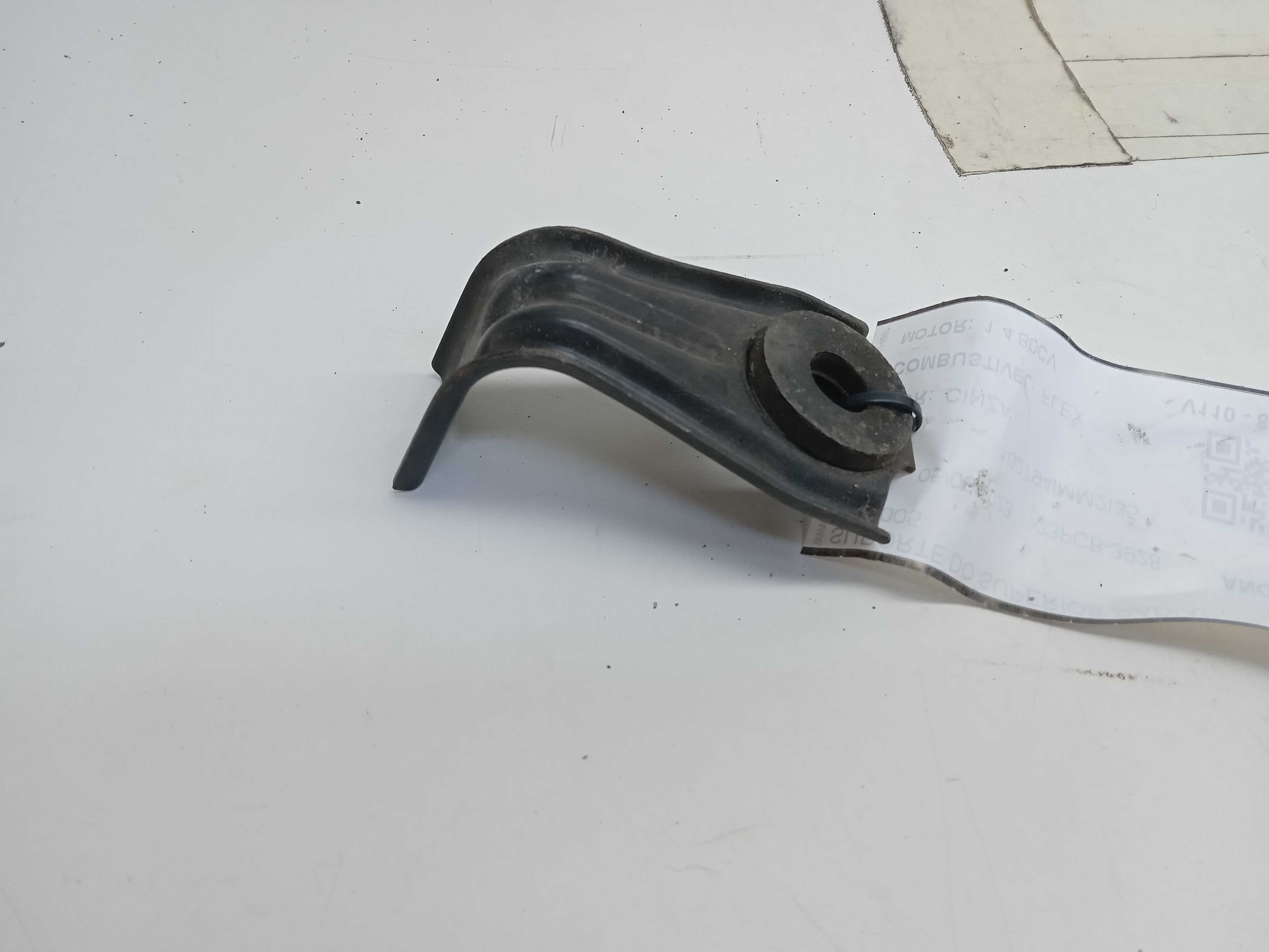 SUPORTE RADIADOR Honda Fit 2005 1