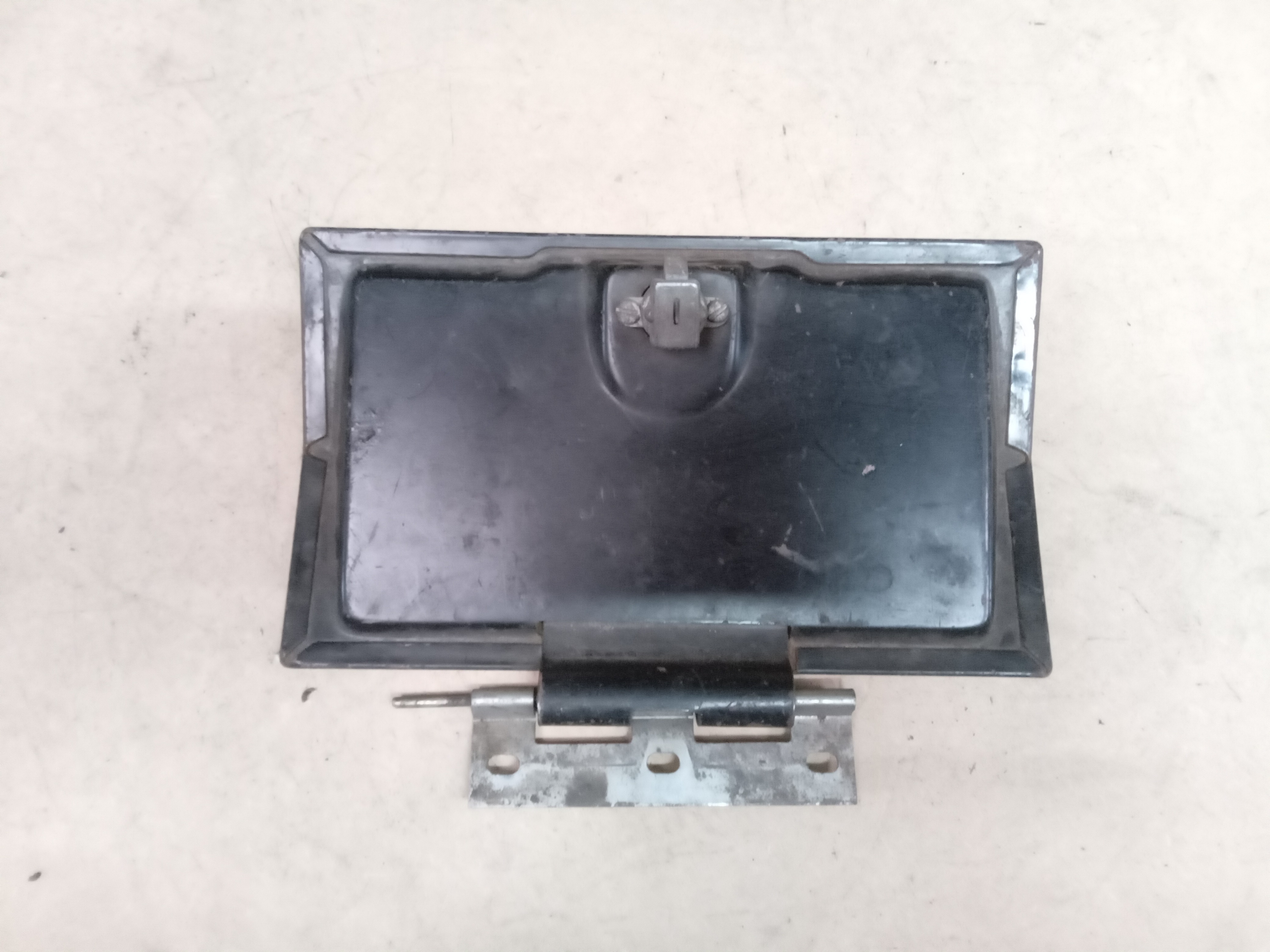 TAMPA PORTA LUVAS FORD CORCEL 1 1976 2