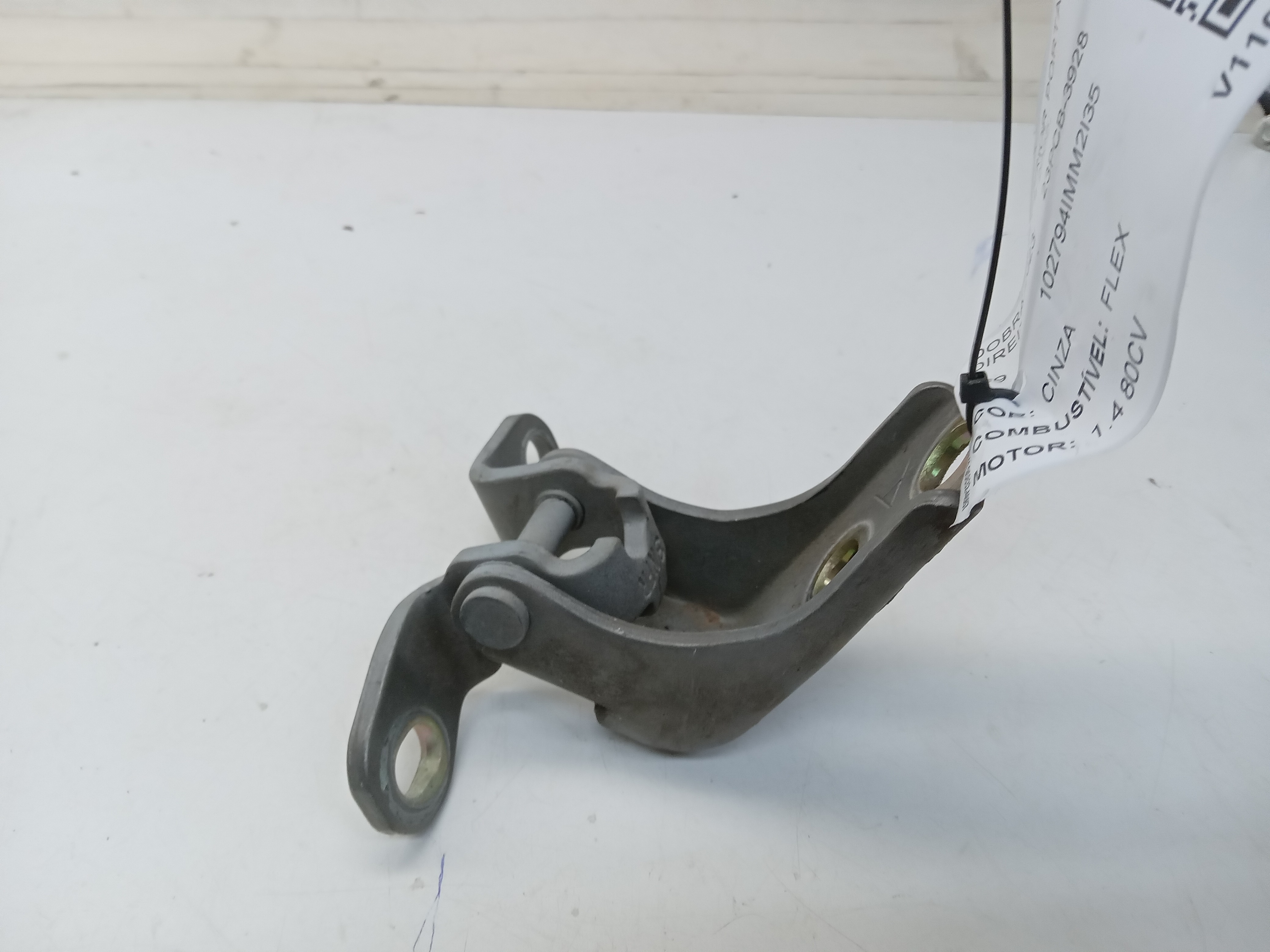 DOBRADIÇA INFERIOR PORTA TRAS LD Honda Fit 2005 2