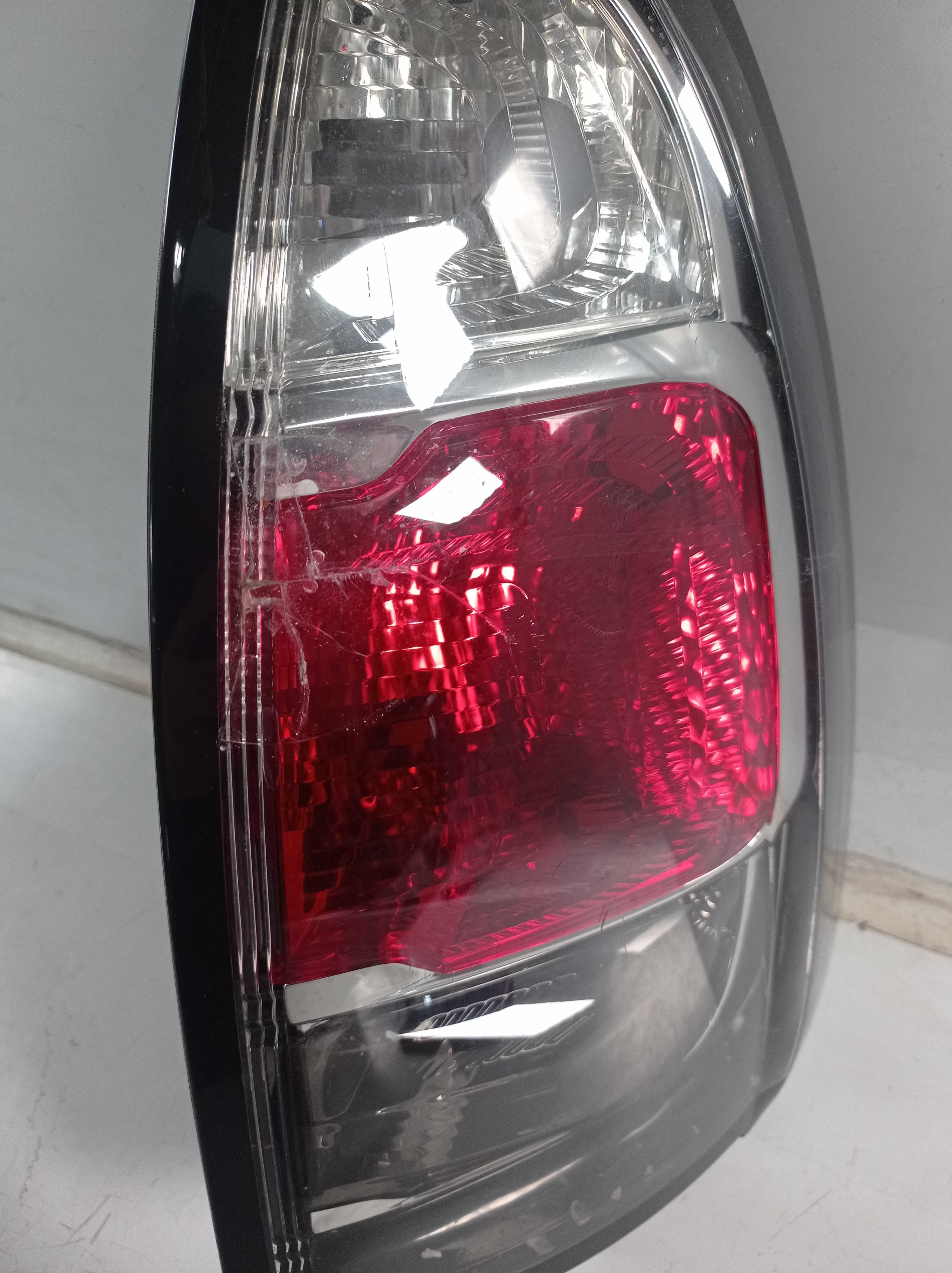 LANTERNA TRASEIRA DIREITA CITROEN AIRCROSS 2011 RECUPERADA 3