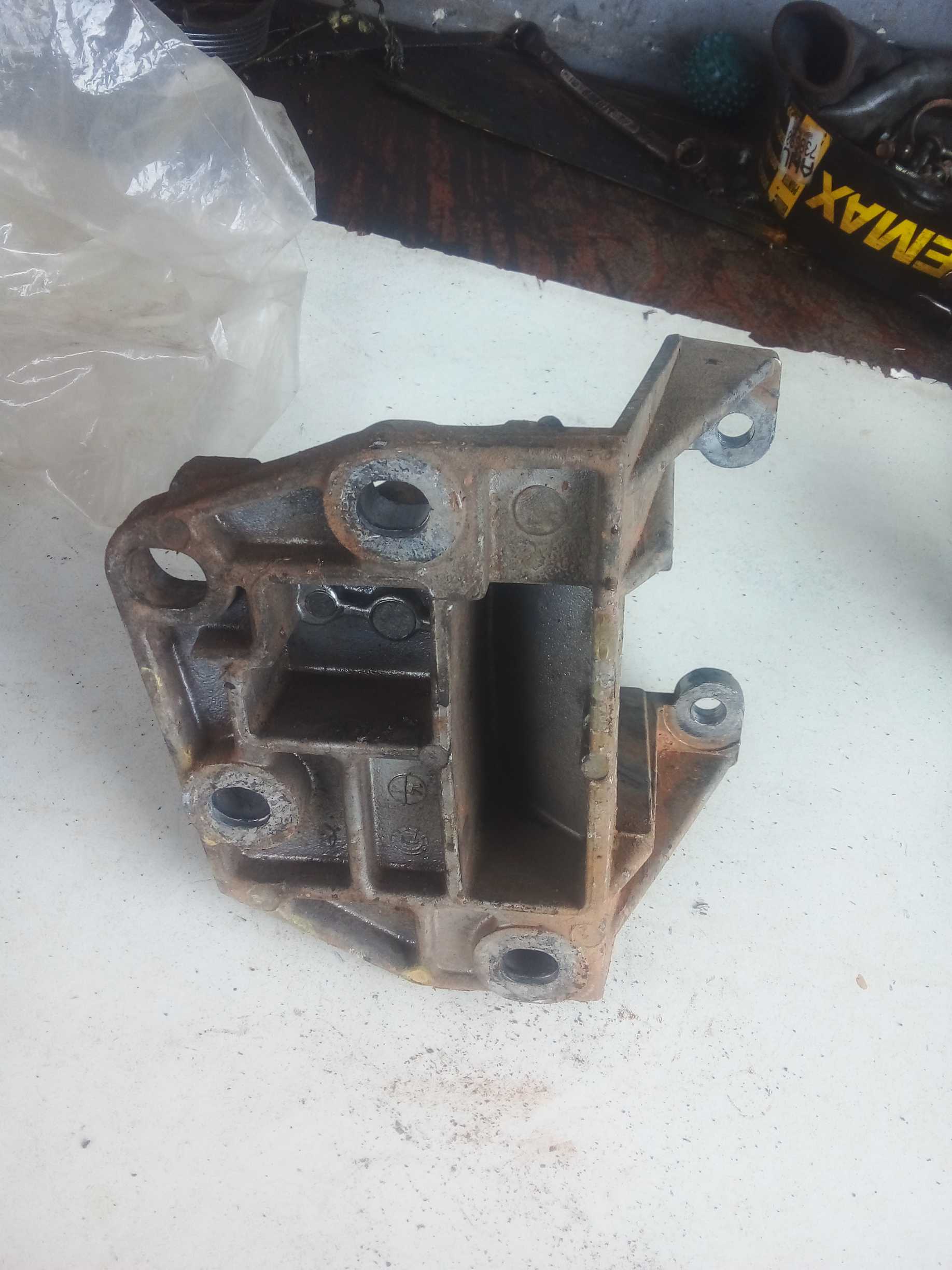 SUPORTE SUPERIOR CAIXA CAMBIO FIESTA 2000 1.0 ROCAM 2