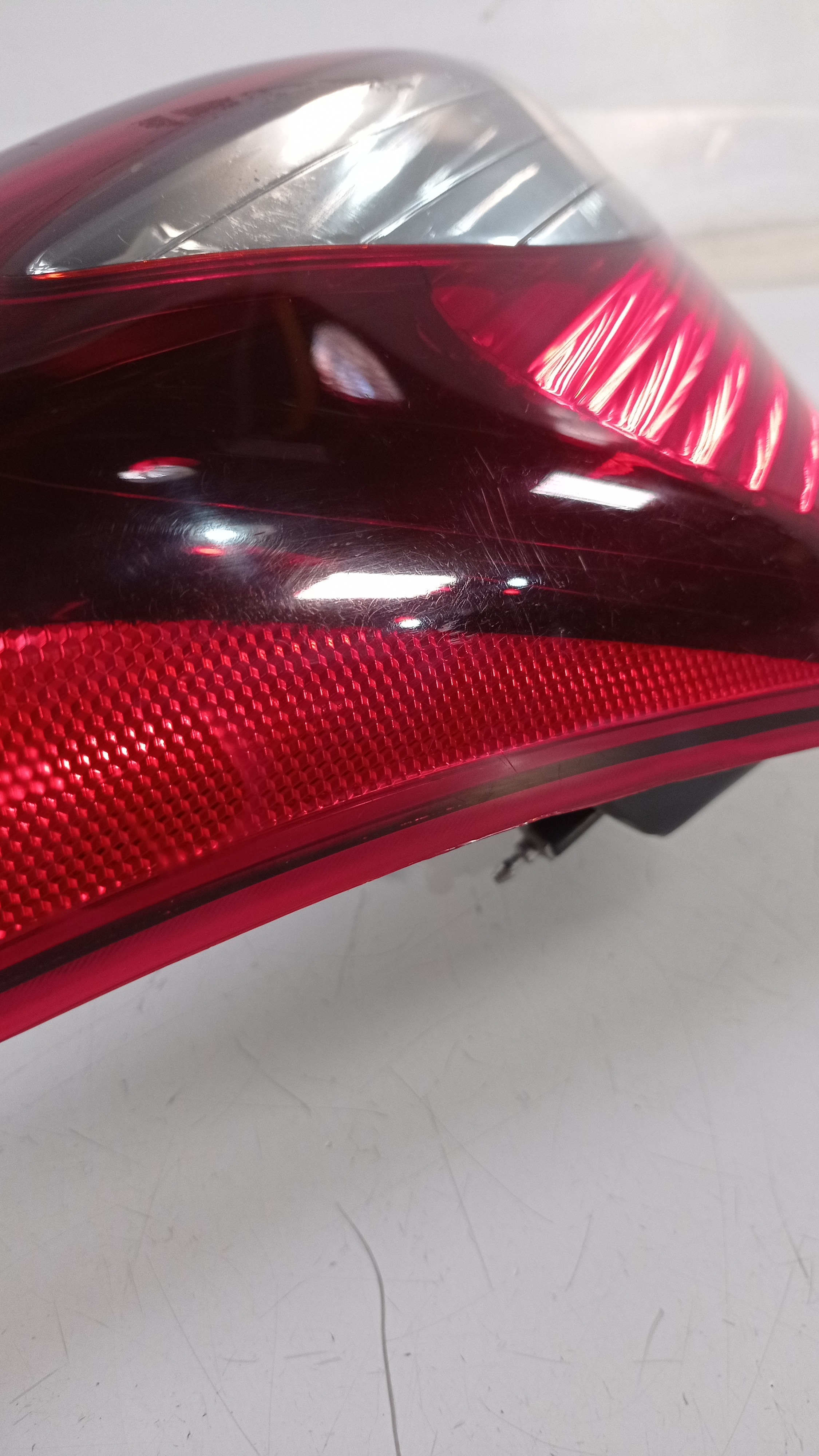 Lanterna Tras Esquerda Hyundai Hb20 Hatch Fume Recuperada 5