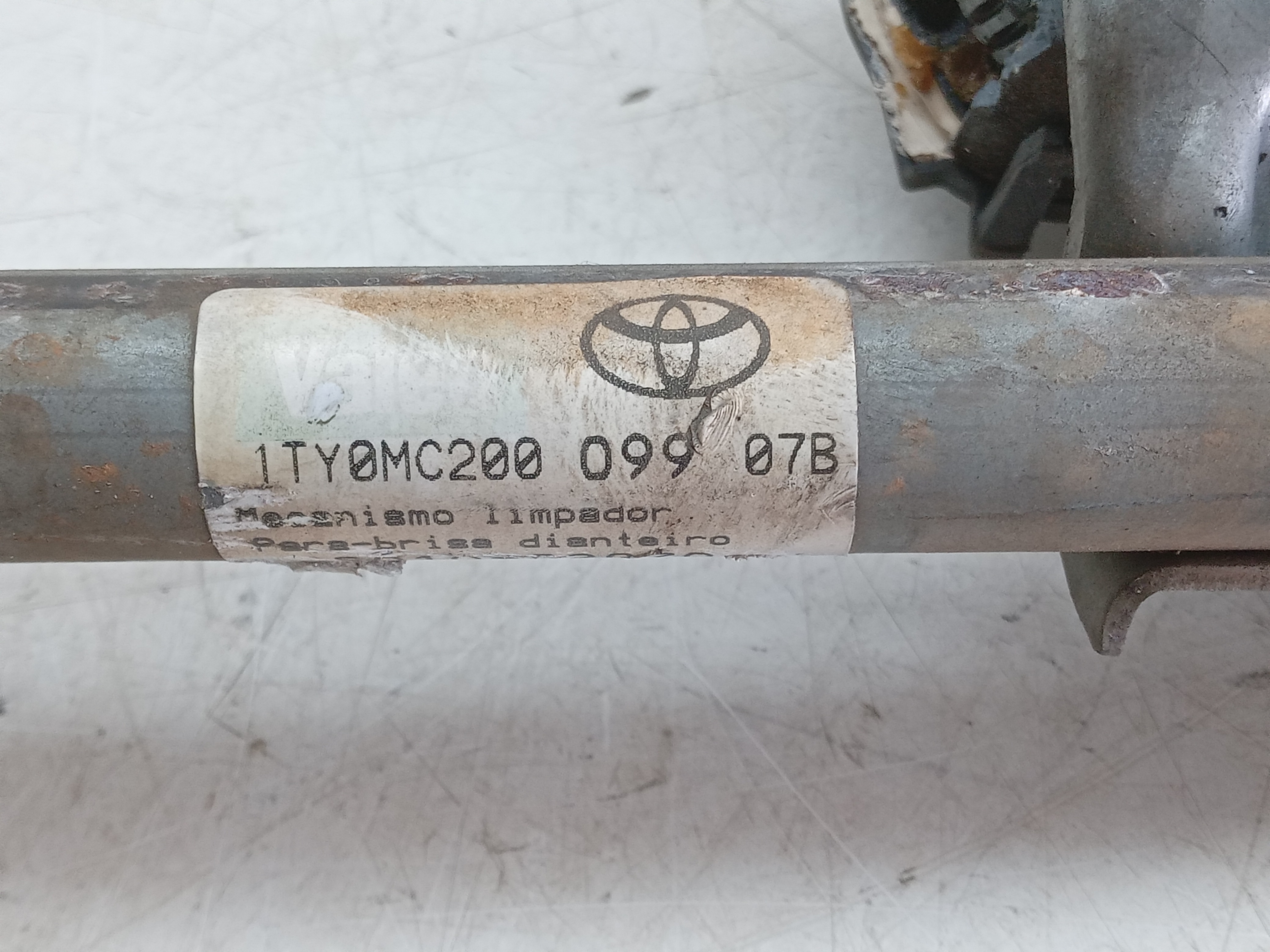 MAQUINA GALHADA LIMPADOR PARABRISA TOYOTA COROLLA 2005 3