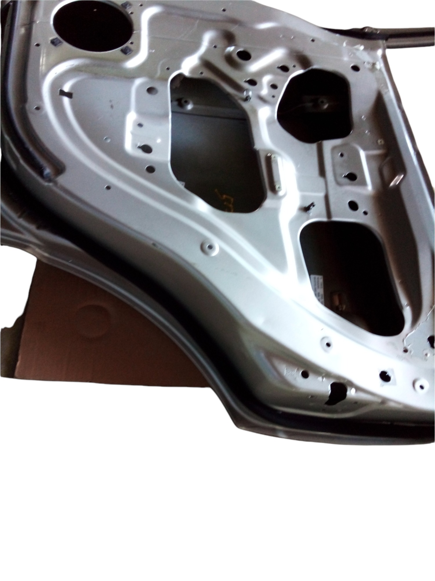 Porta Traseira Direita Gm Captiva Sport 2008 Para Recuperar Direito 6