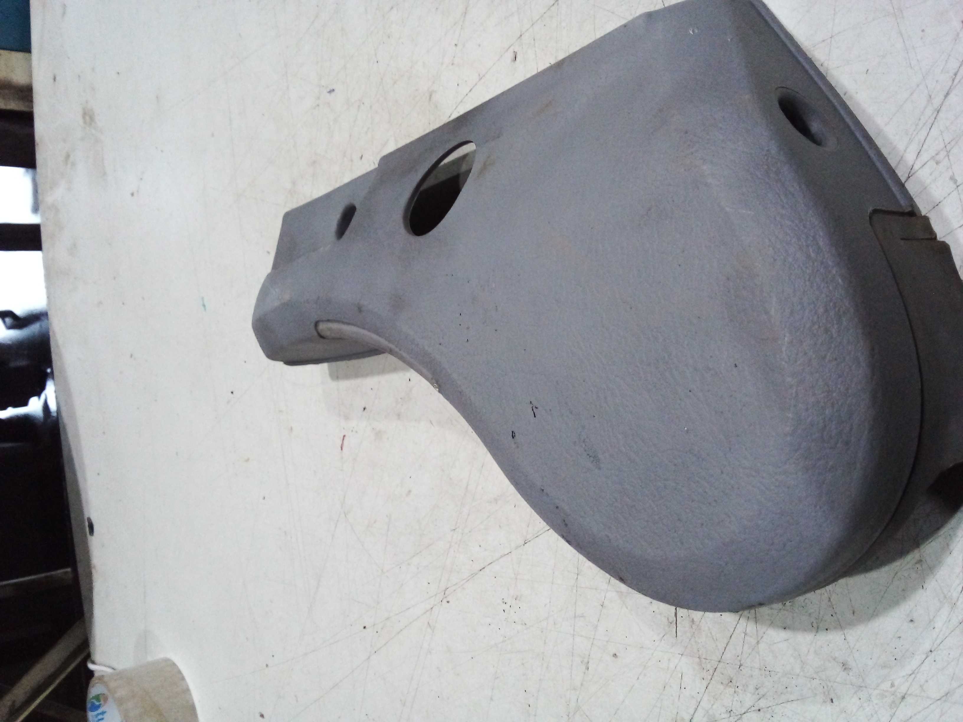 MOLDURA BANCO DIANT ESQUERDO KIA SORENTO 881813E400 1
