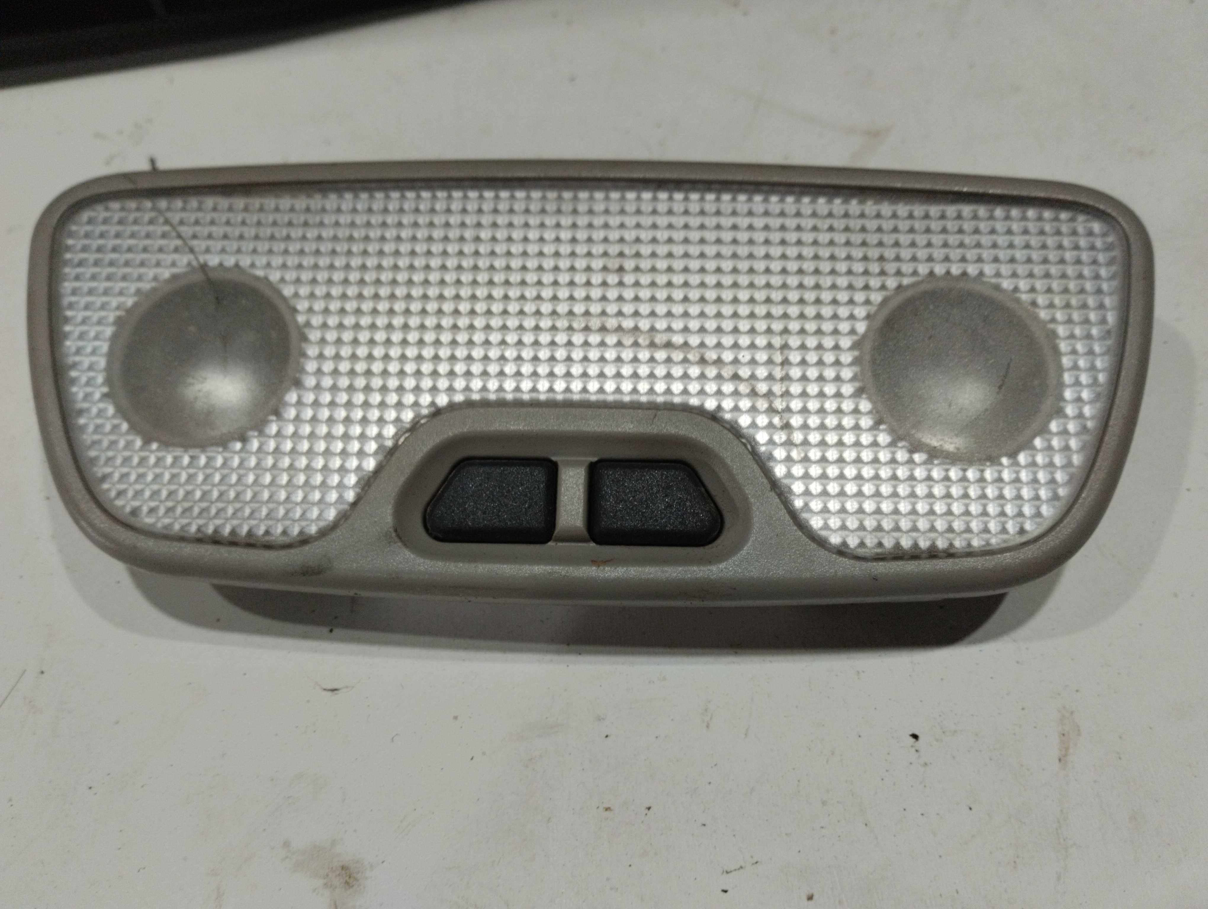 Luz cortesia volvo XC60 2014 1