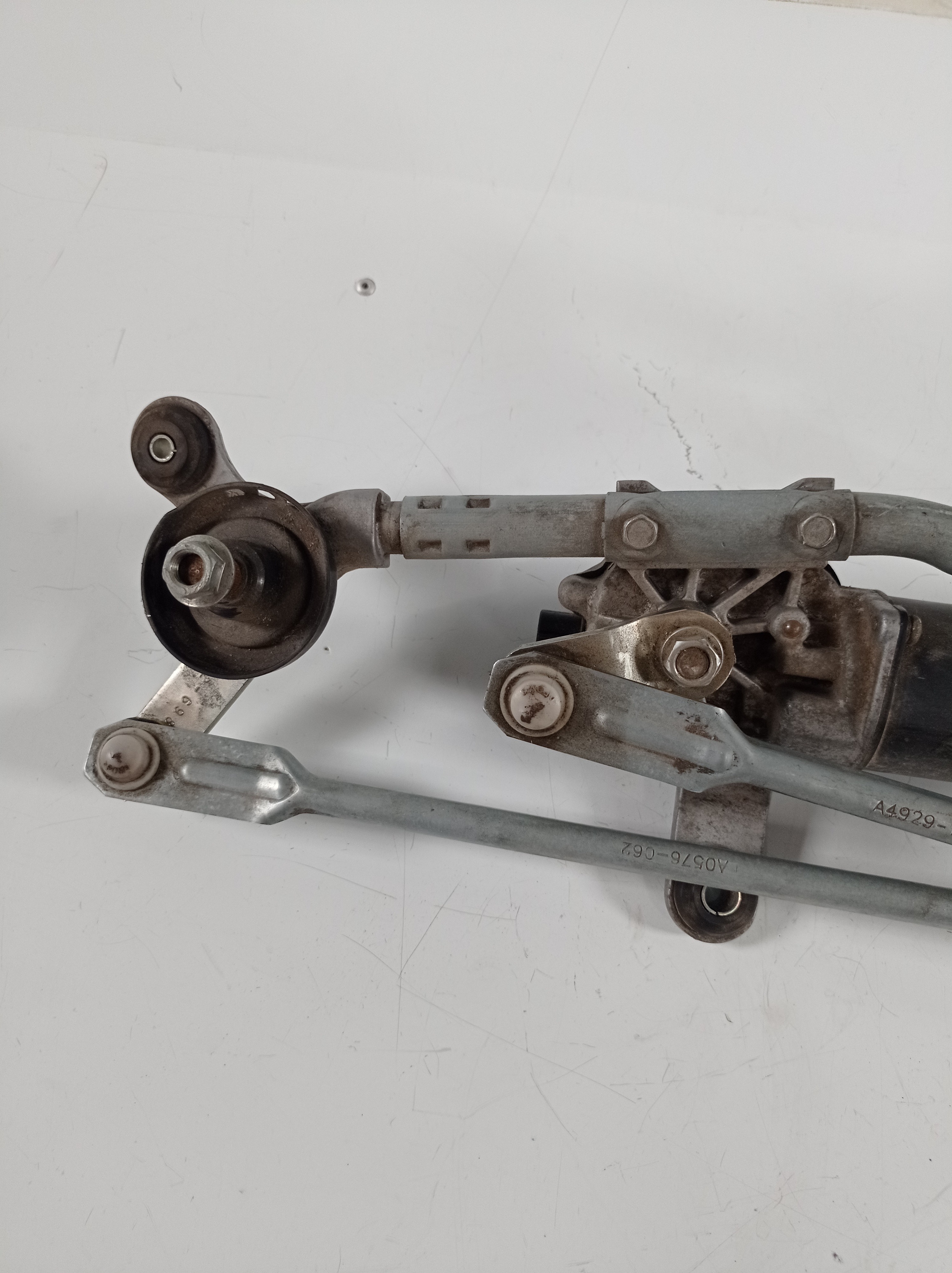 Galhada Com Motor Limpador Parabrisa Nissan Versa 2012 2013 6