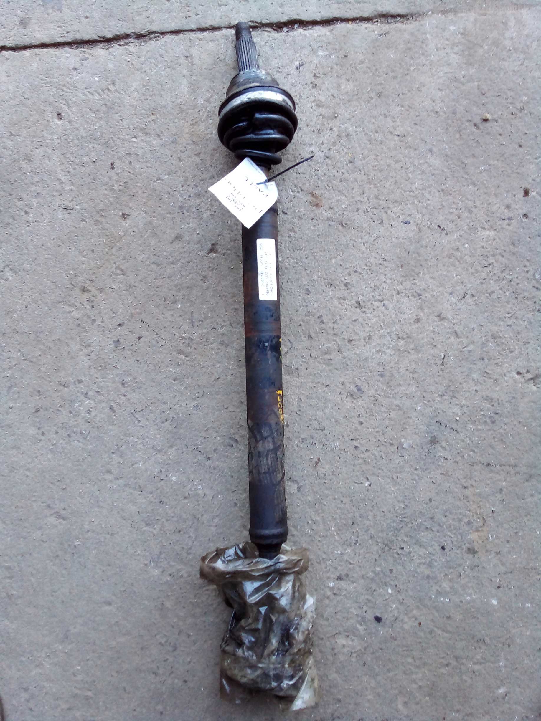 Semi-eixo Ford Escort guia lado direito 1989