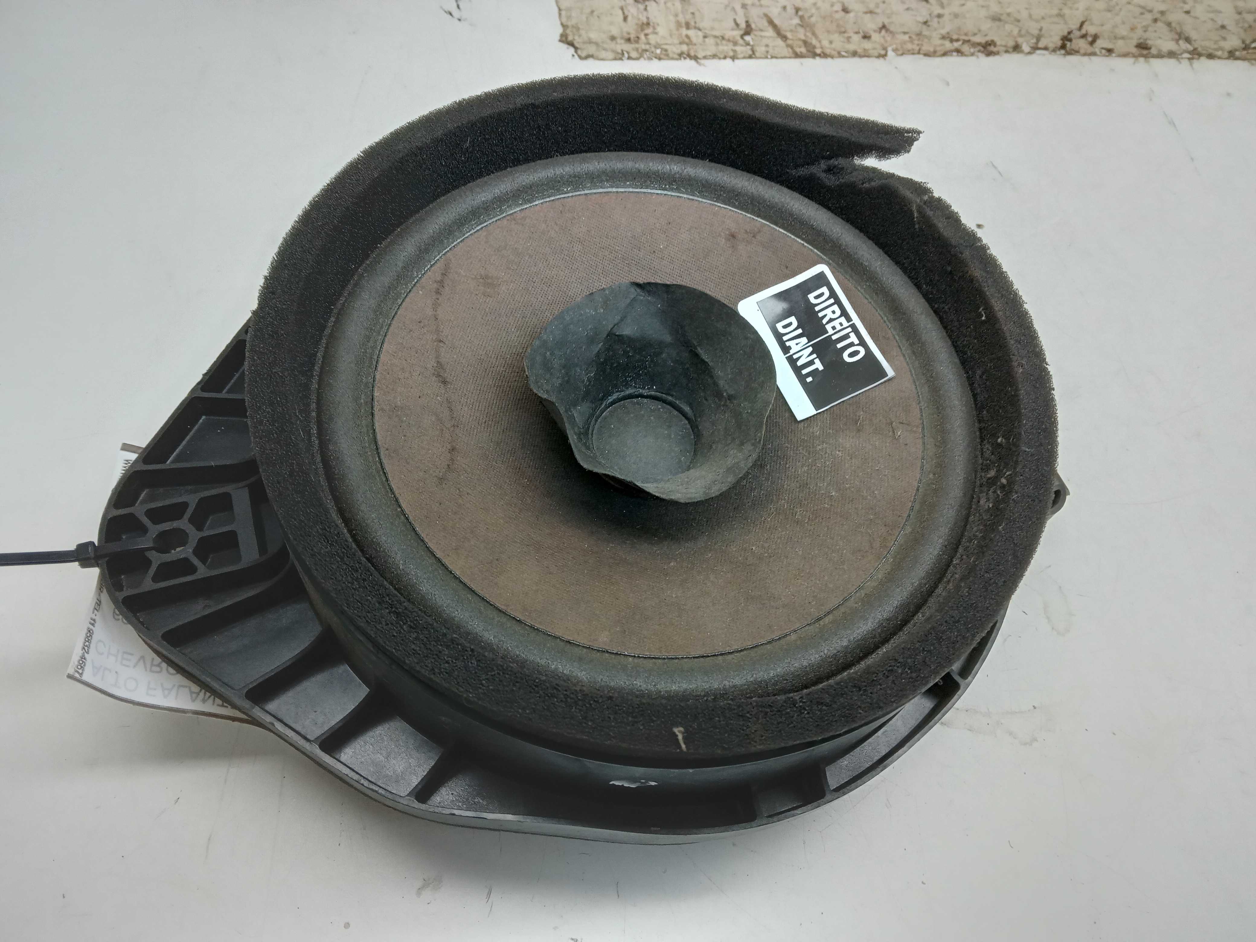 ALTO FALANTE PORTA DIANTEIRA DIREITA CHEVROLET COBALT 2013