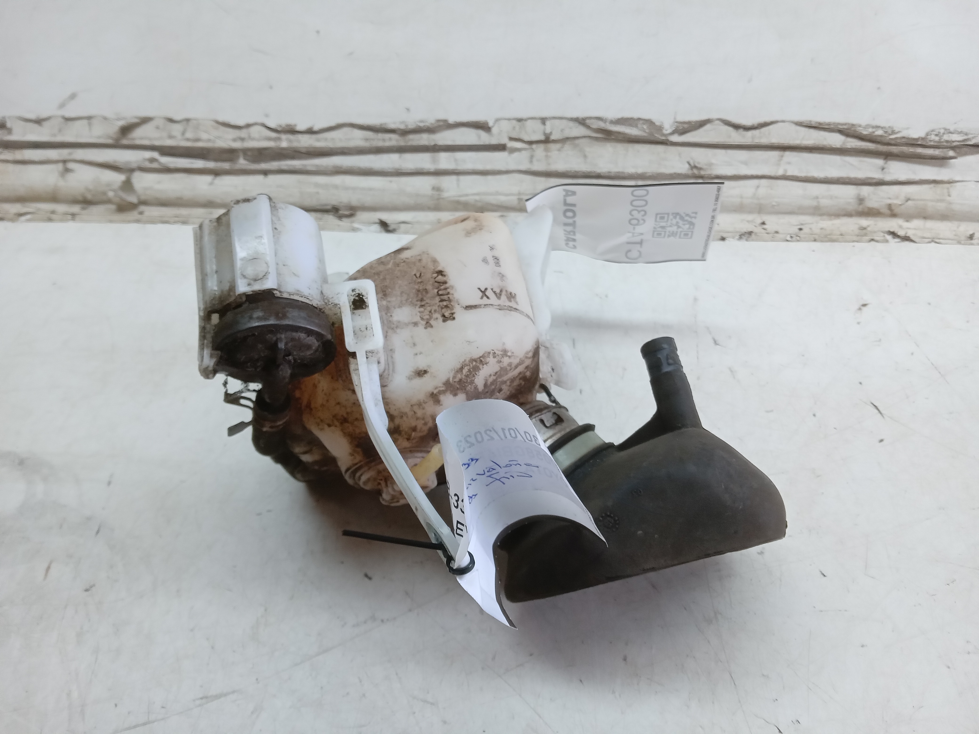 RESERVATORIO PARTIDA FRIO TOYOTA ETIOS 2016 2