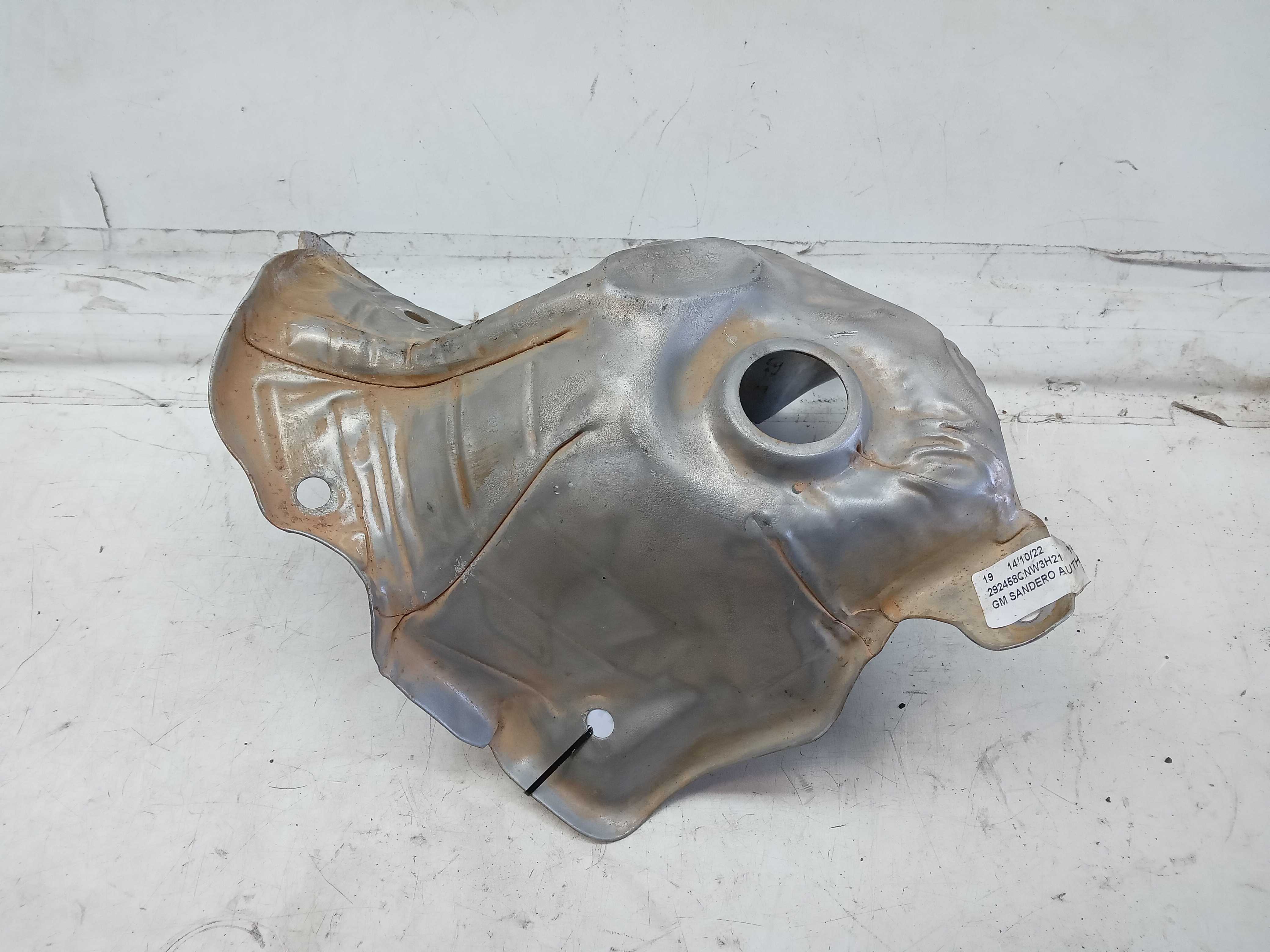 PROTETOR DEFLETOR CALOR ESCAPE RENAULT SANDERO 2018
