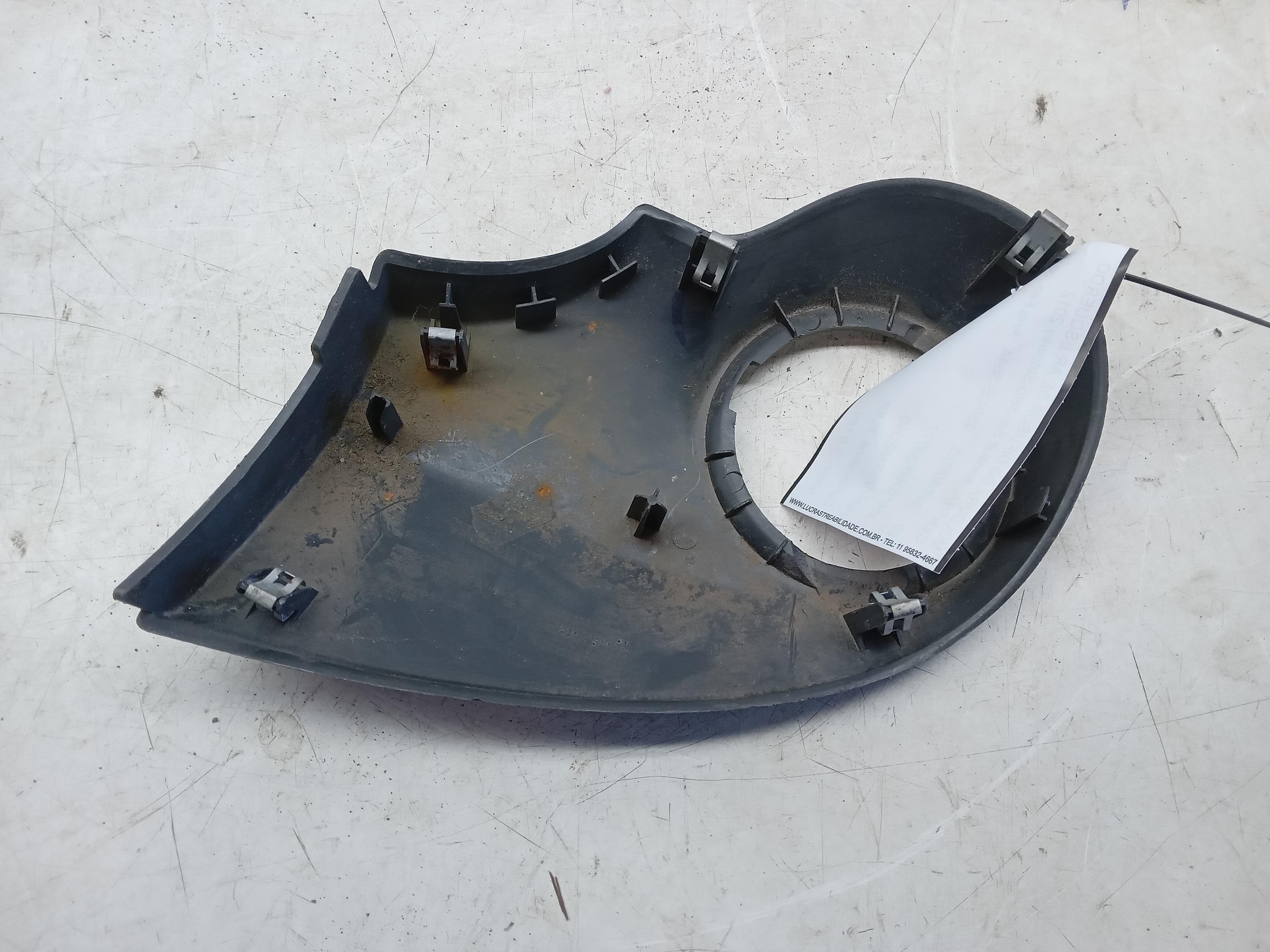 MOLDURA DIFUSOR AR ESQUERDO CENTRAL Renault Sandero 2012 2
