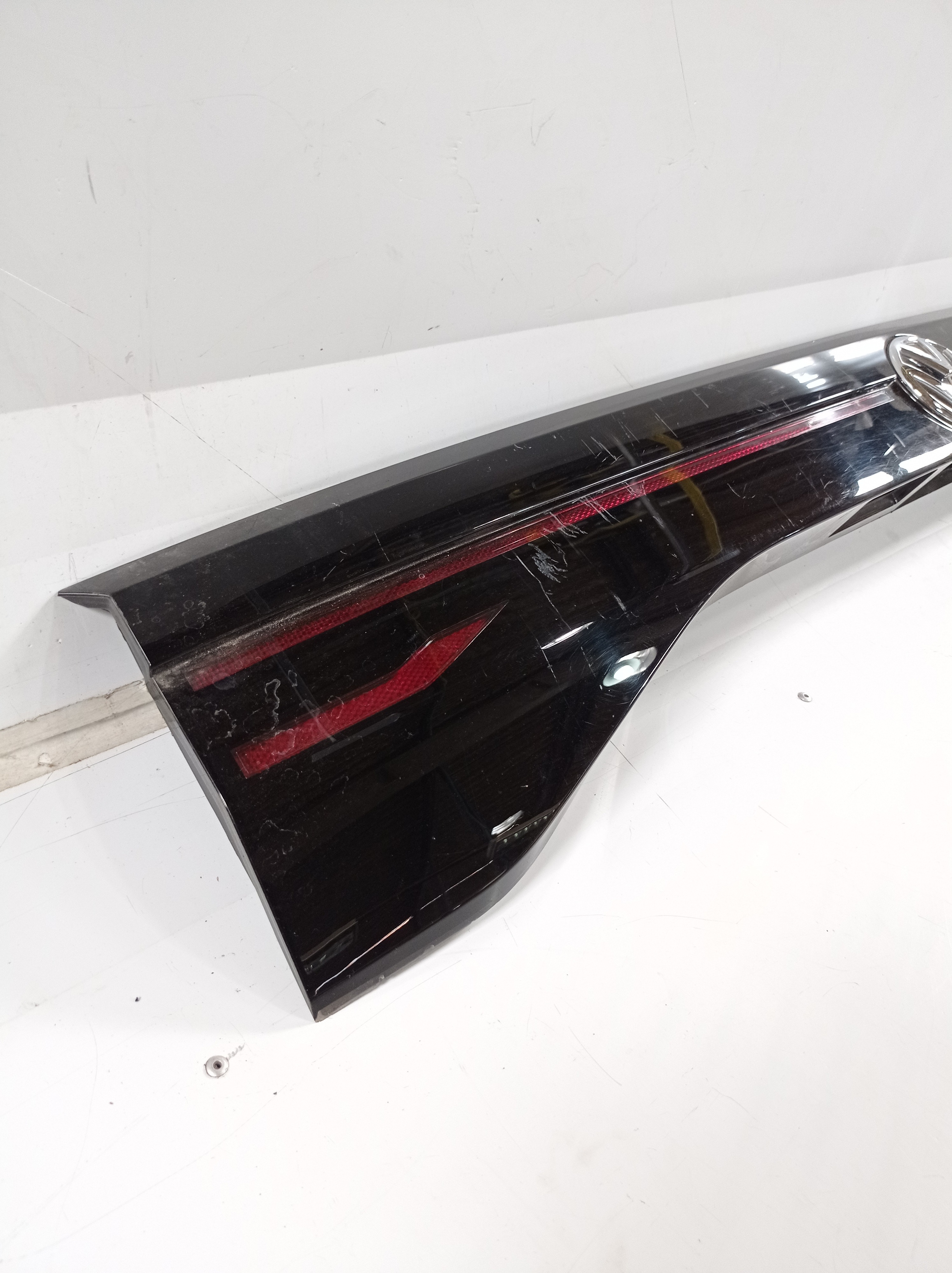 Moldura Aplique Tampa Traseira Vw Tcross 2018 2020 4