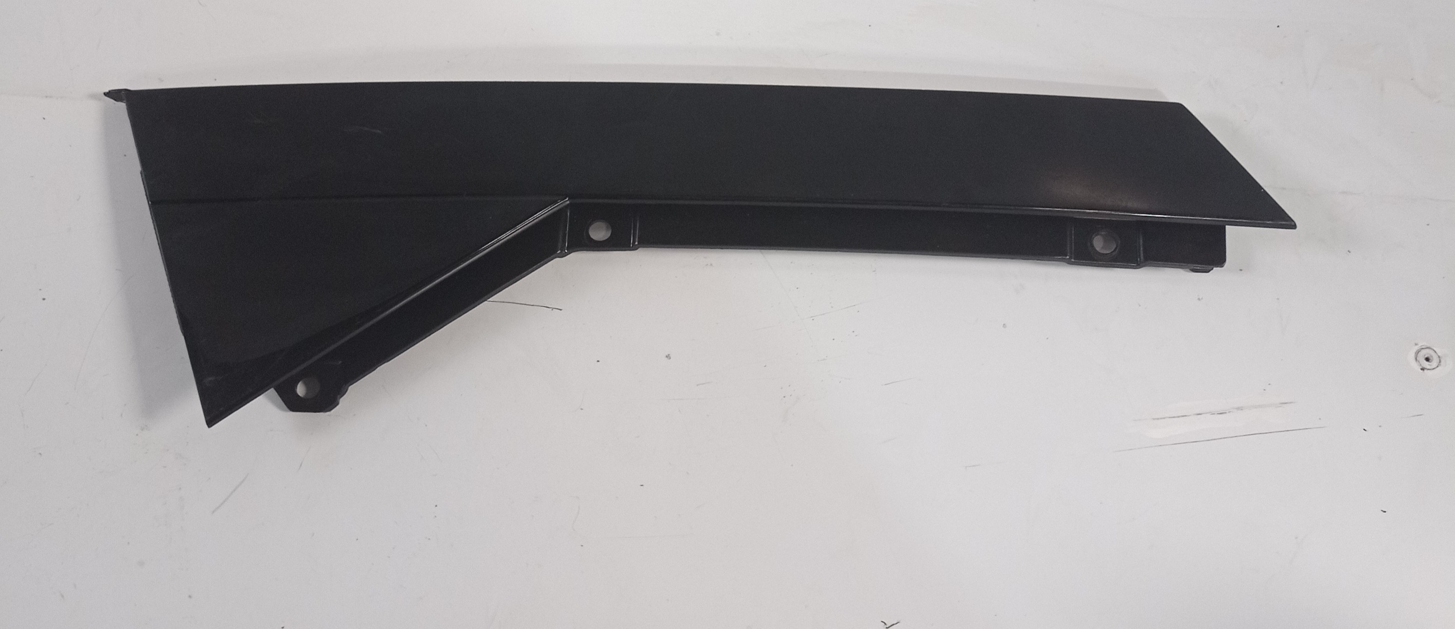 80a839904 Moldura Coluna Porta Tras Dir Audi Q5 2017 A 2019 1