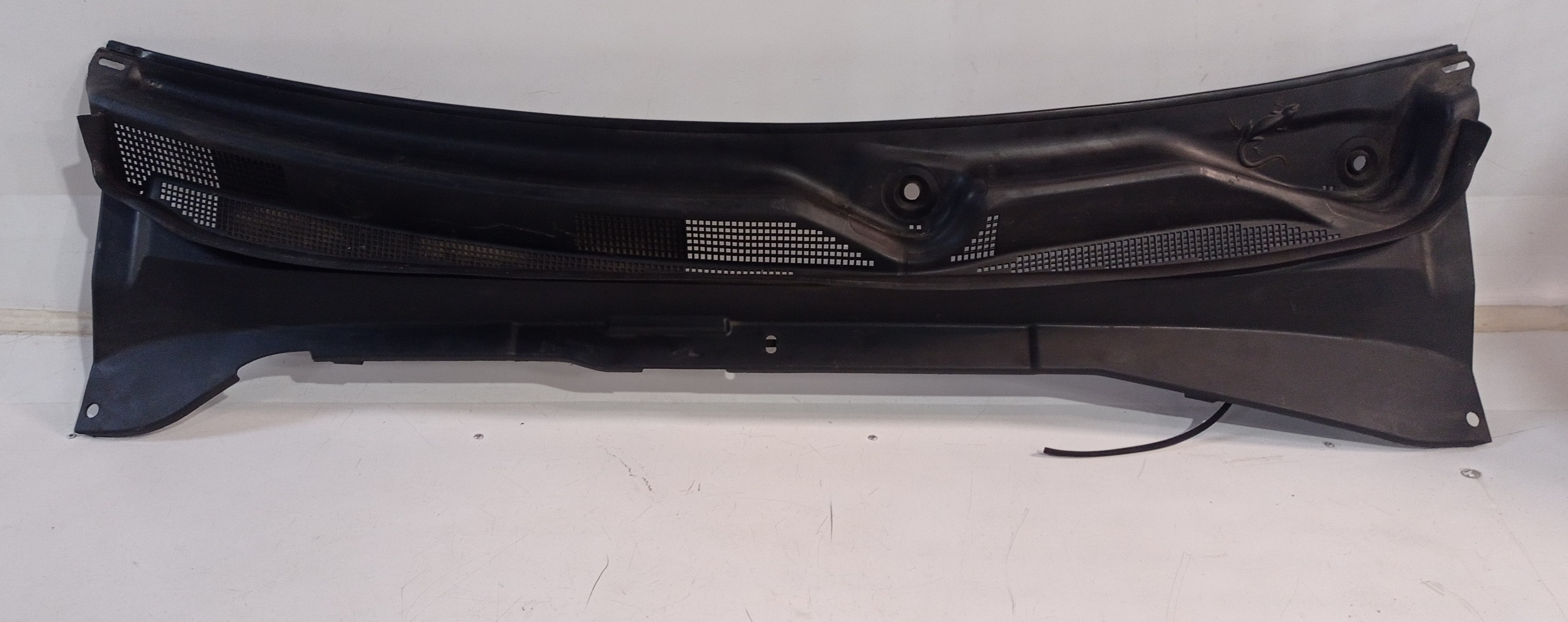 609329040 Churrasqueira Capô Parabrisa Jeep Compass 2019