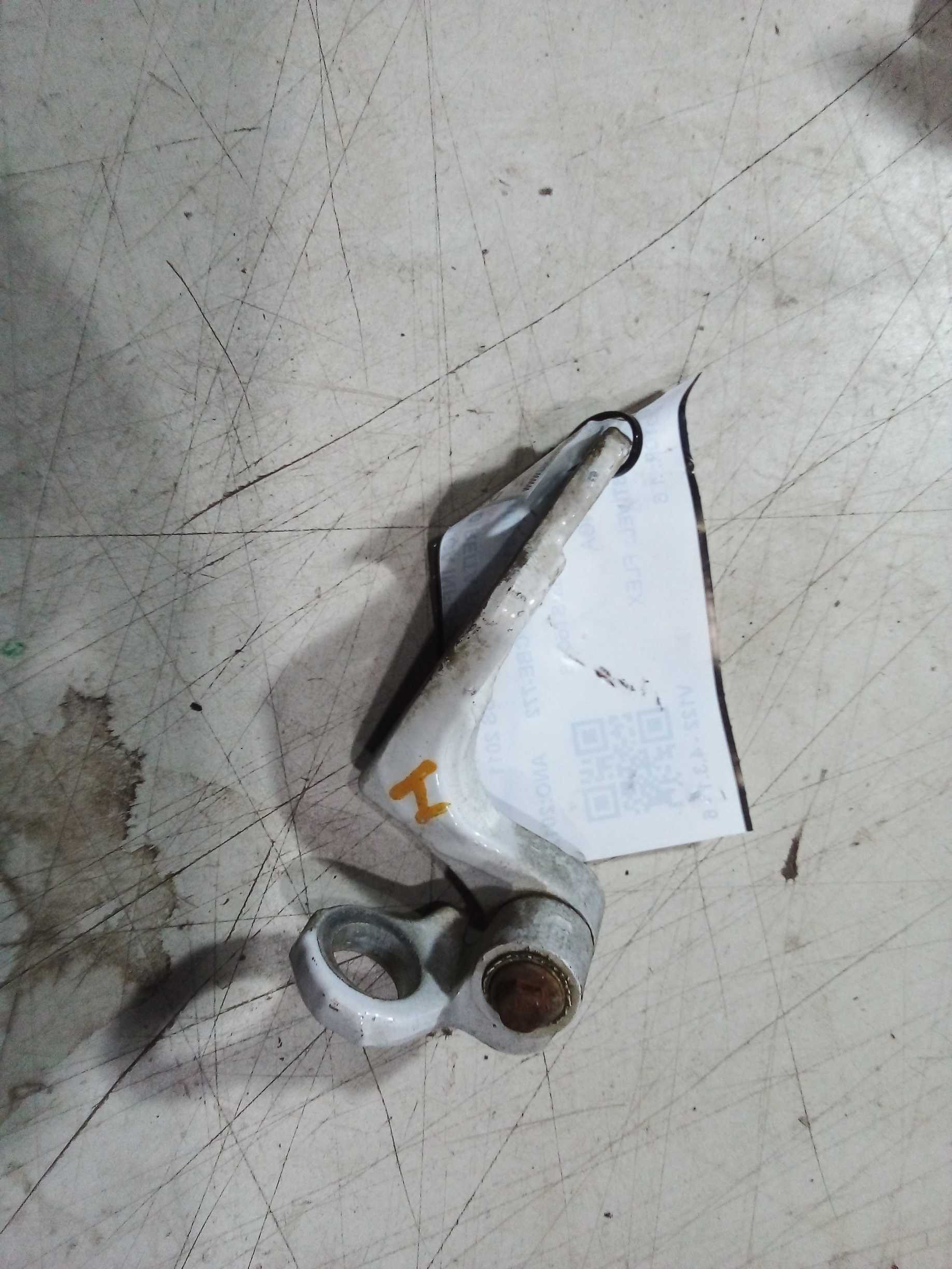 DOBRADIÇA INF PORTA TRAS DIREITA FORD FOCUS 2011 3M51R2681AJ 1