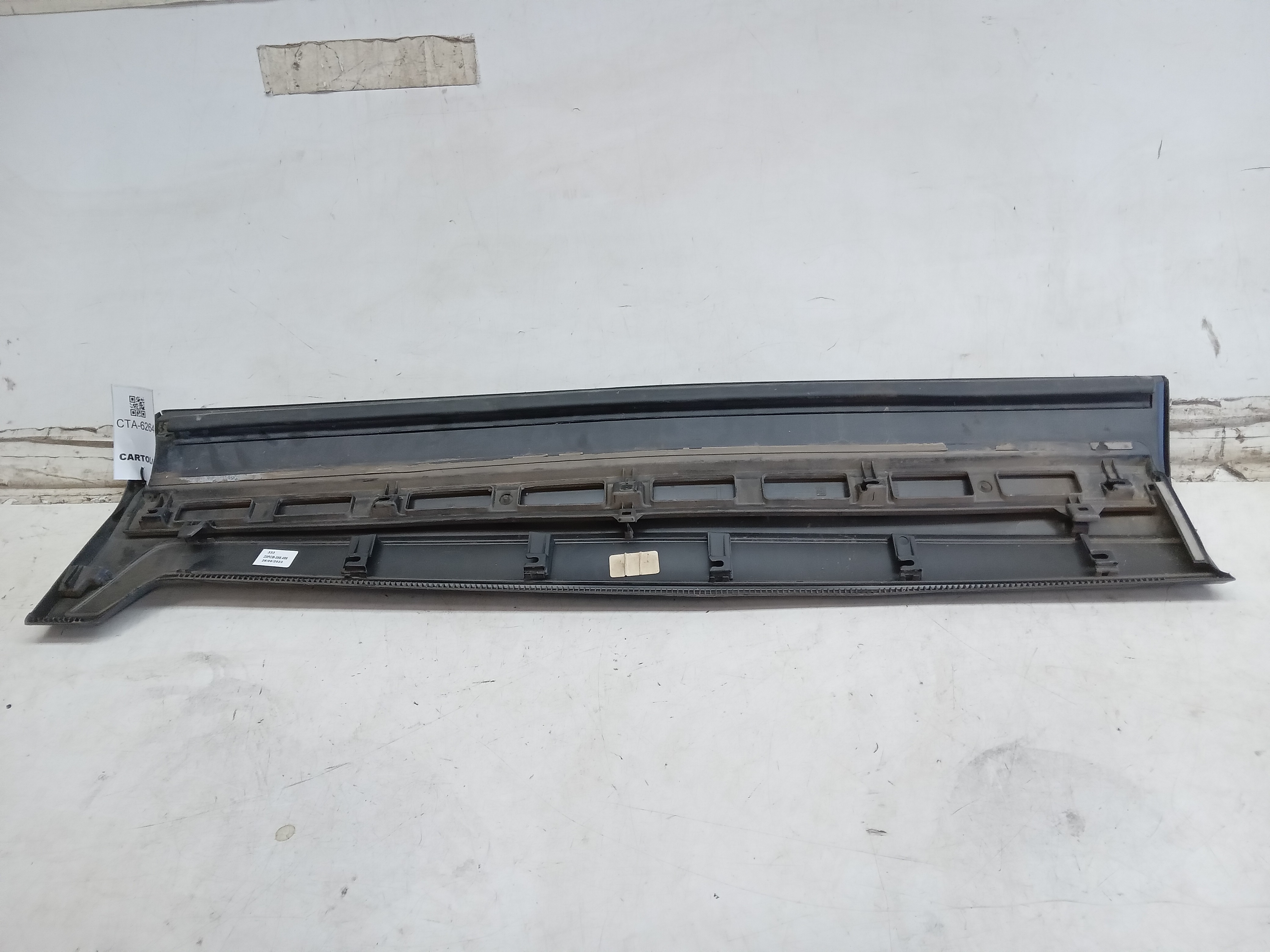 MOLDURA PORTA DIANTEIRA LE HONDA CRV 2019 2