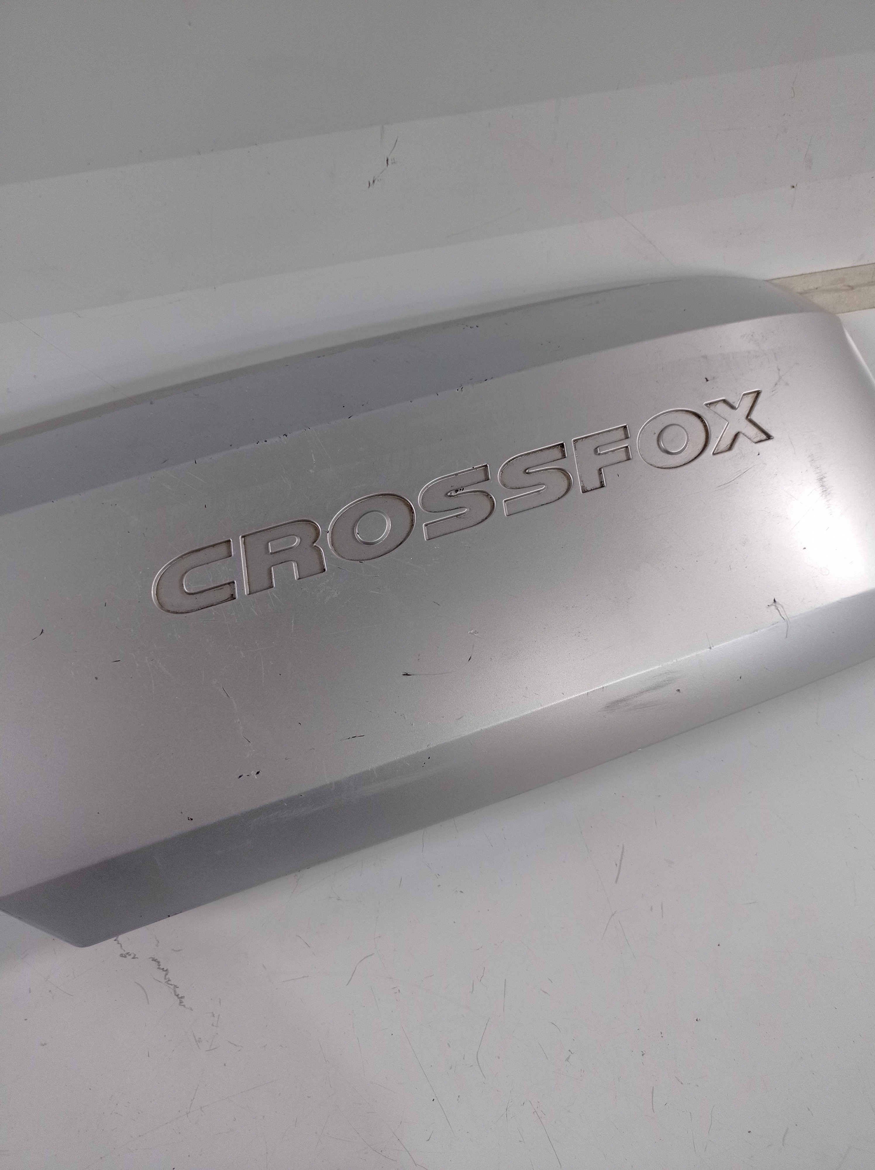 5z6807788 Moldura Estepe Traseiro Direito Crossfox 15/16 3
