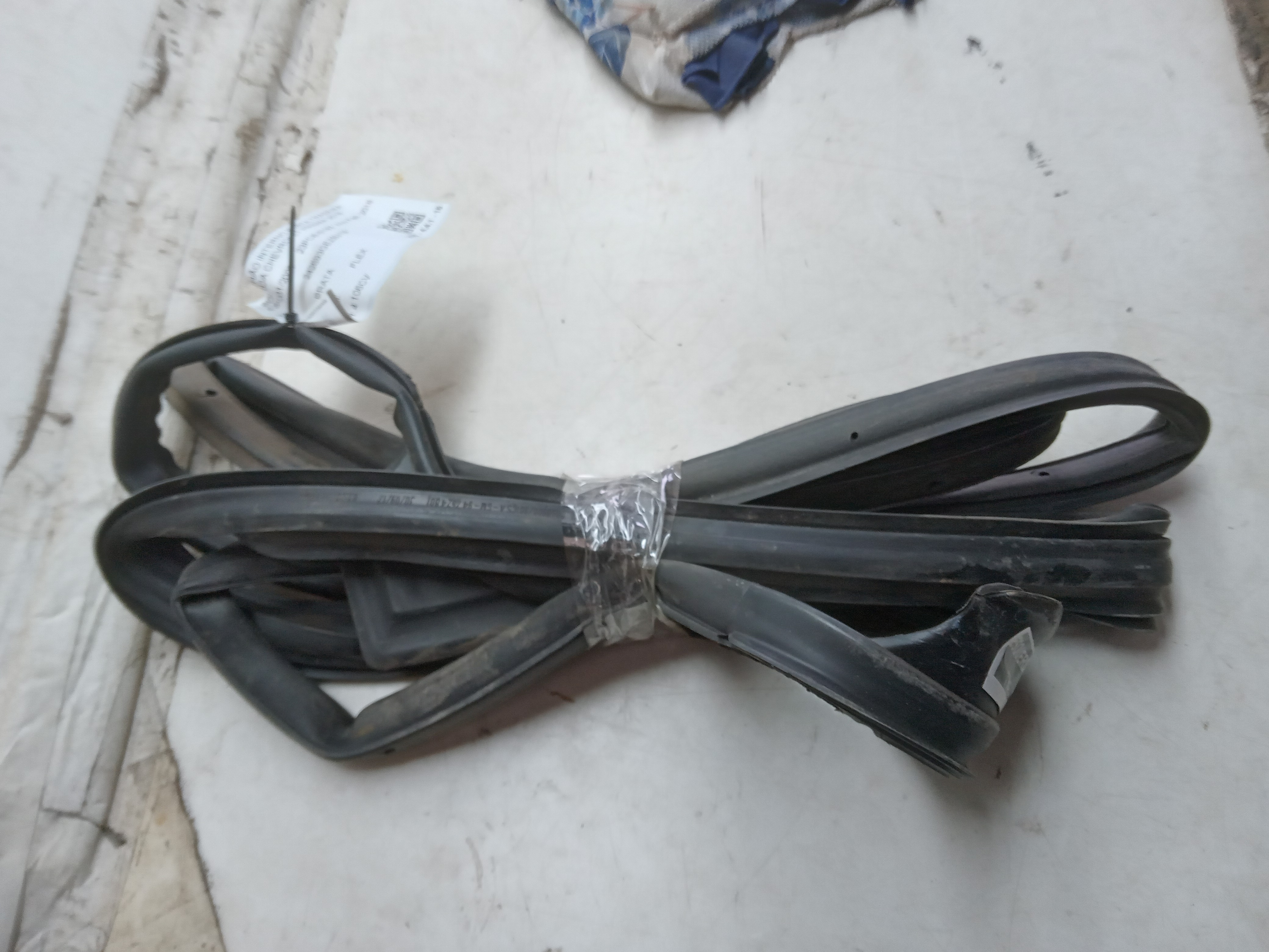 BORRACHA INTERNO PORTA TRASEIRA LE CHEVROLET PRISMA 2018