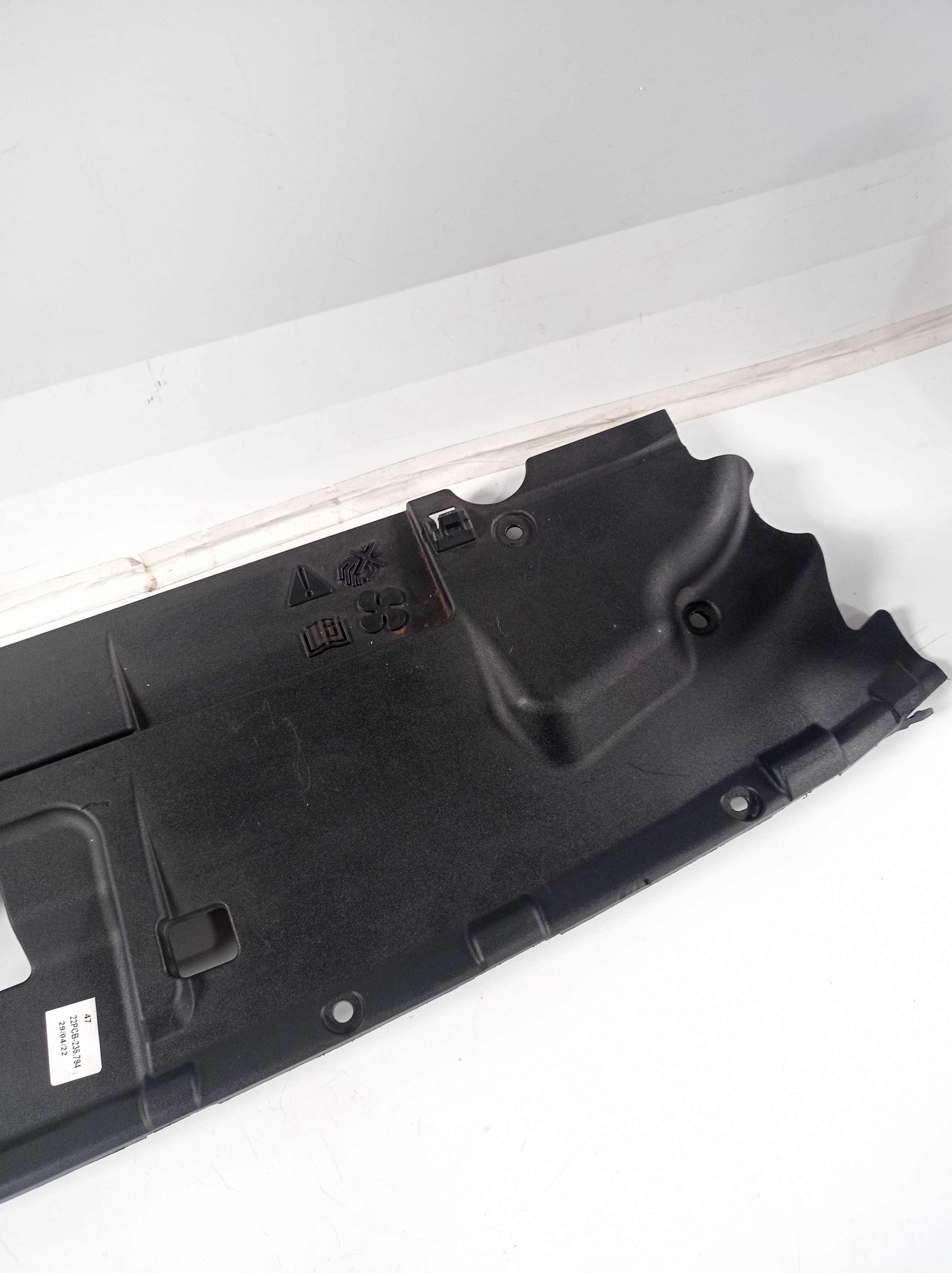 Jr3b8c291a Defletor Moldura Vedador Capo Ford Mustang 2017 5