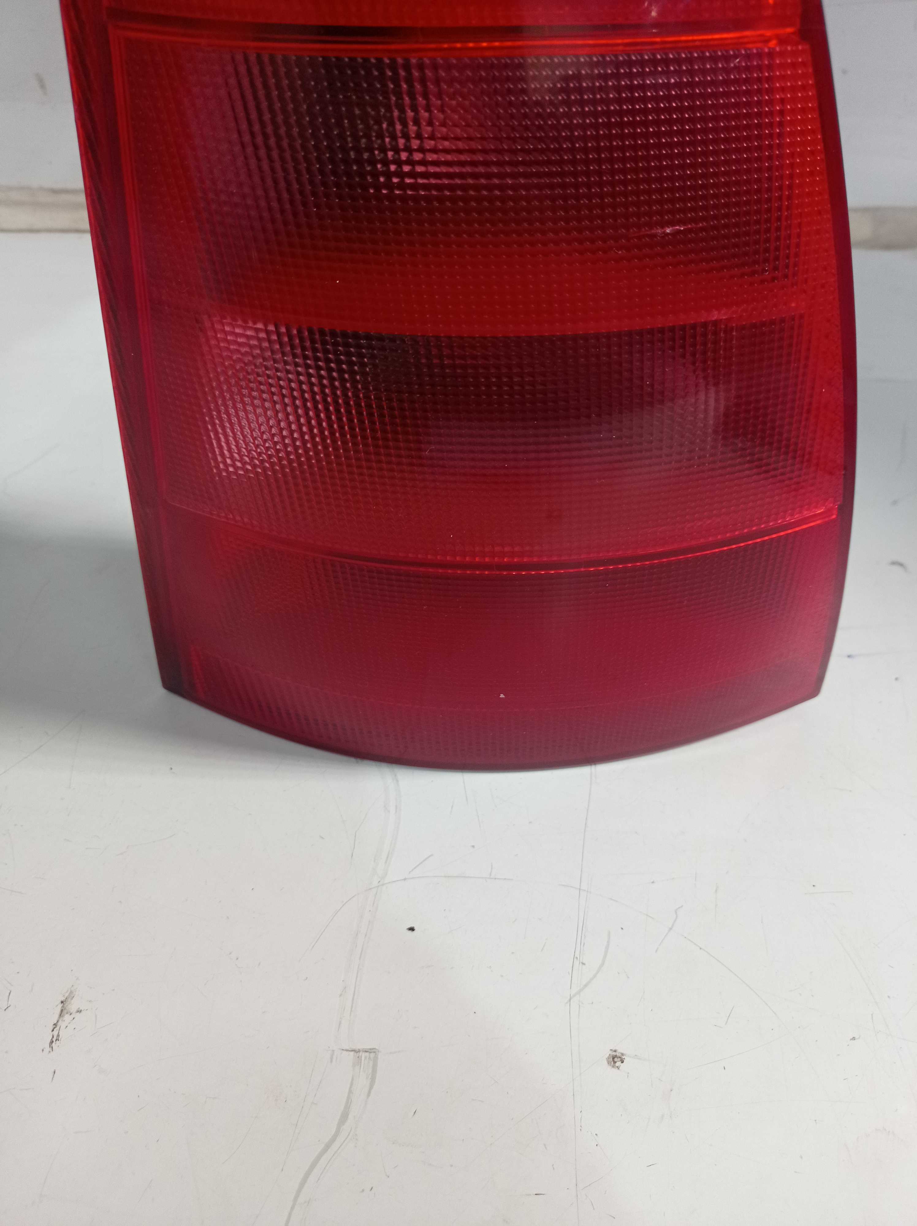 LANTERNA TRASEIRA ESQUERDA CITROEN C3 2003 A 2005 2