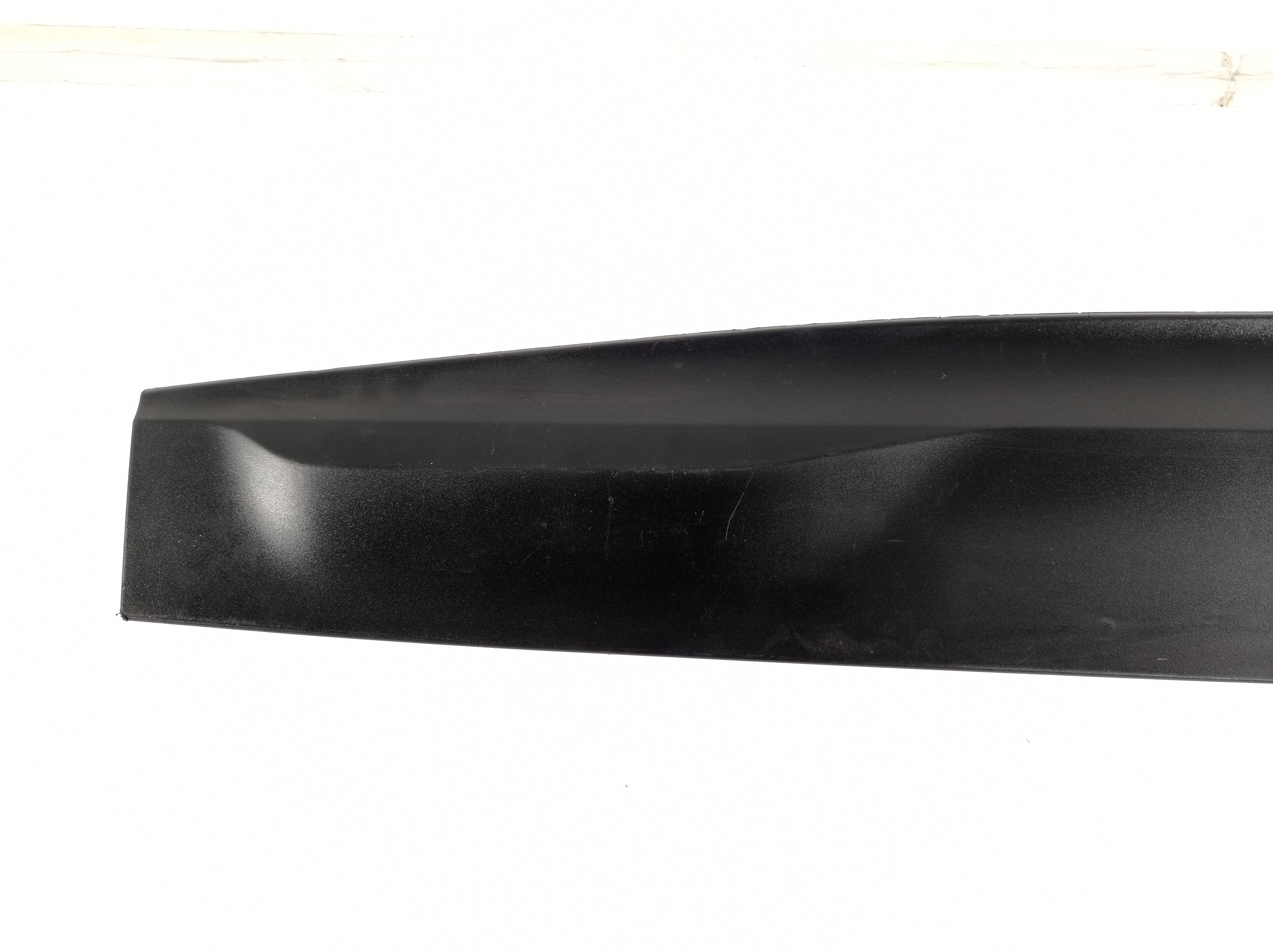 Aplique Friso Porta Diant Esquerda Gm Tracker 2020 A 2021 3