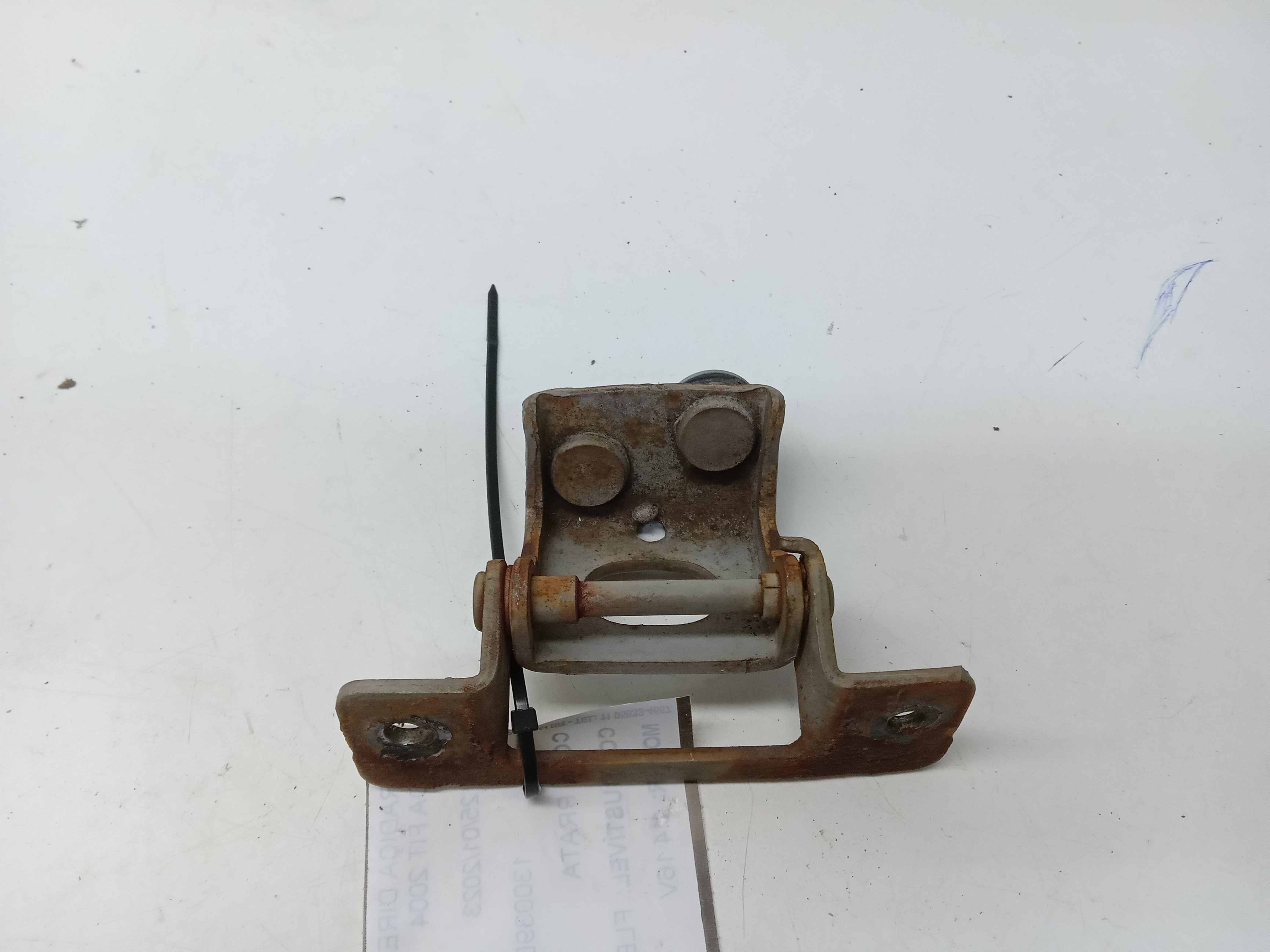 DOBRADIÇA TAMPA TRASEIRA LD HONDA FIT 2004 1