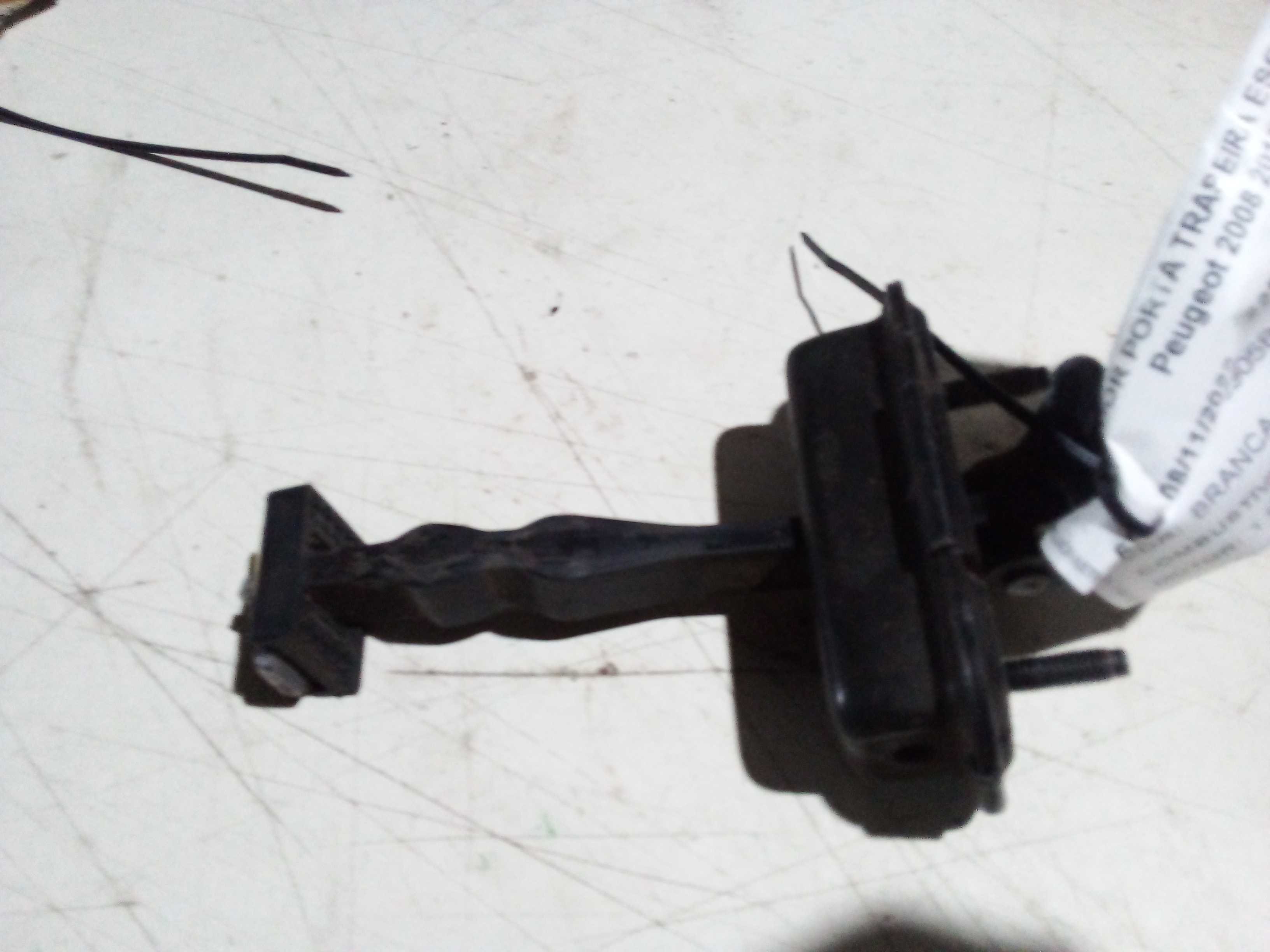 LIMITADOR PORTA TRASEIRA ESQUERDA Peugeot 2008 2017 1