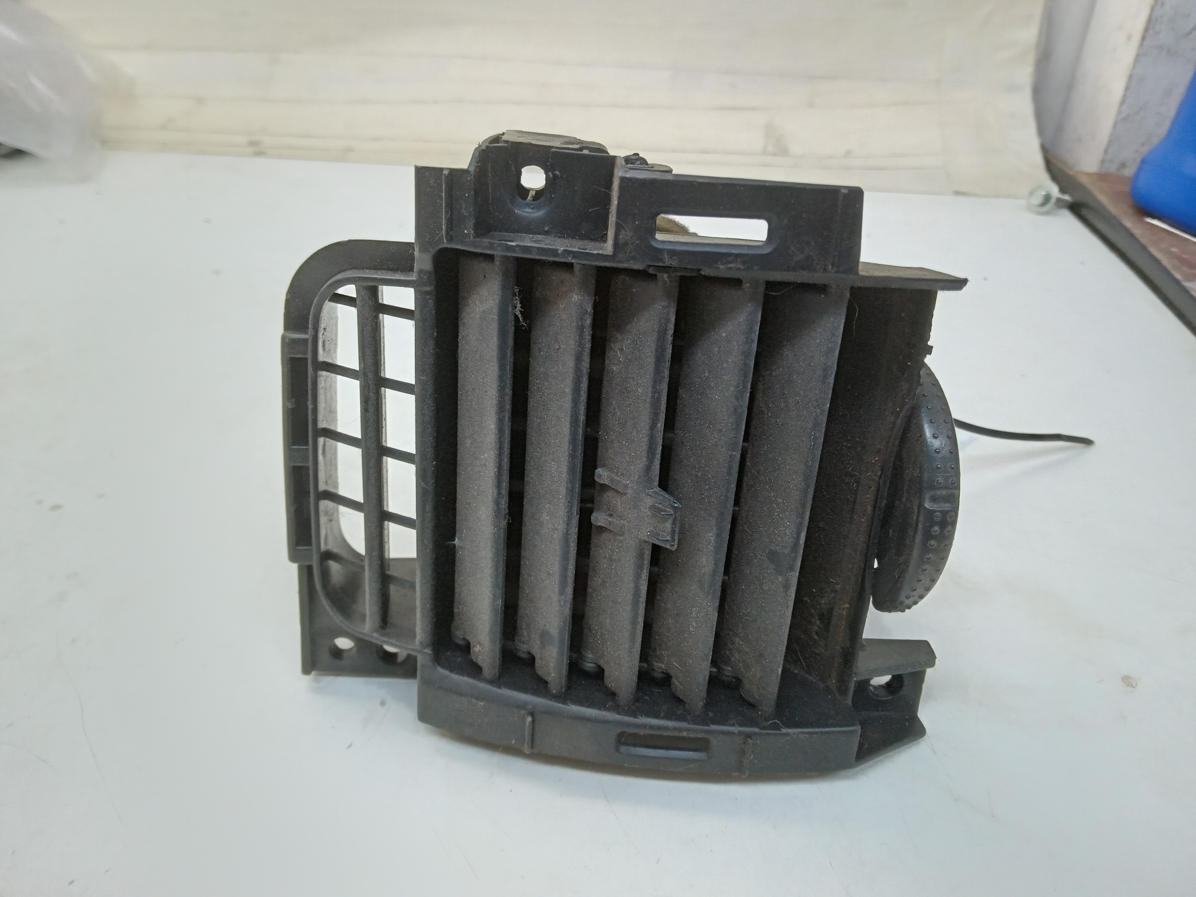 DIFUSOR AR LD HONDA FIT 2004 1