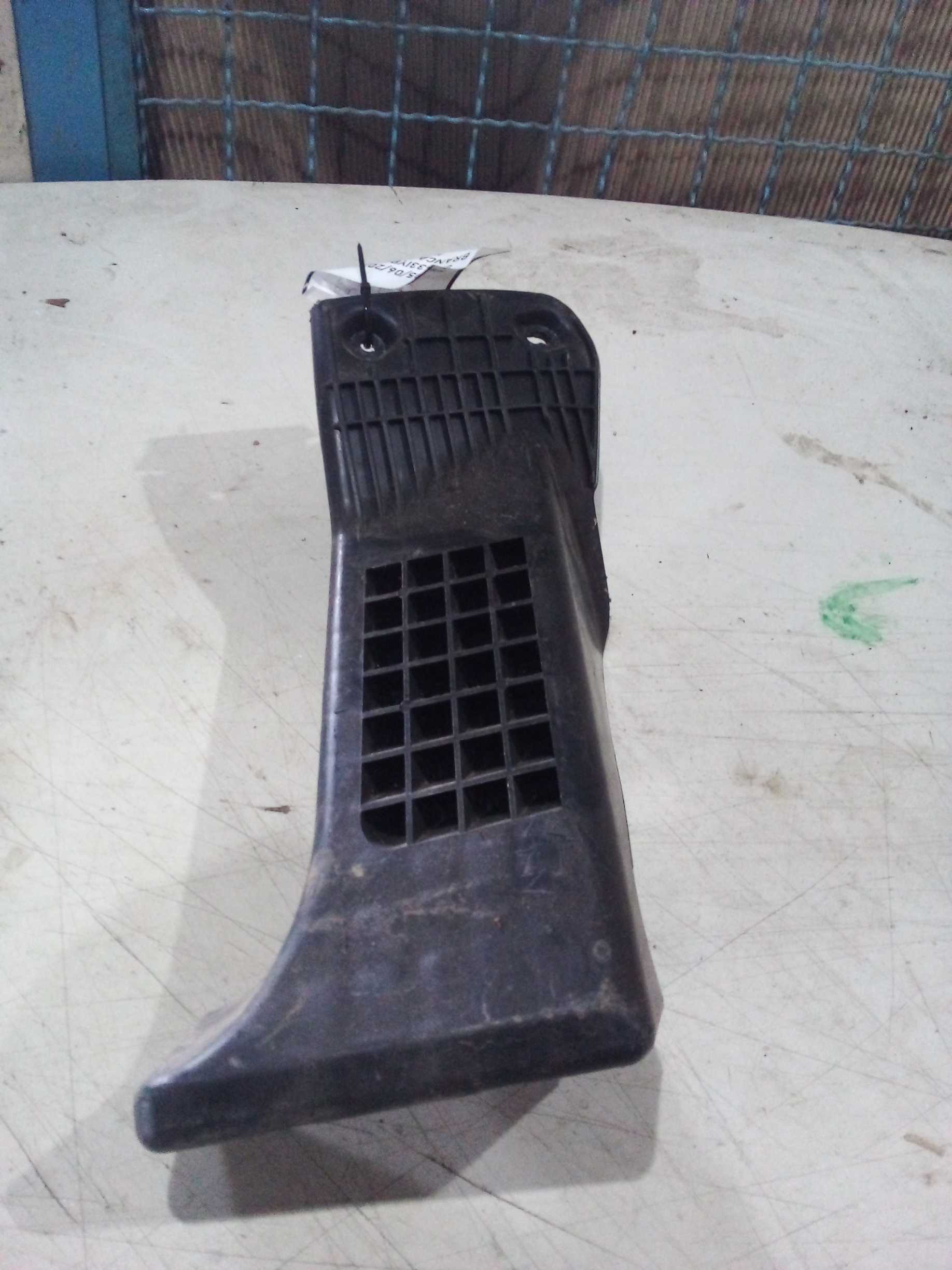 MOLDURA DENCANSO PE CITROEN AIRCROSS 2017 9658143890 2