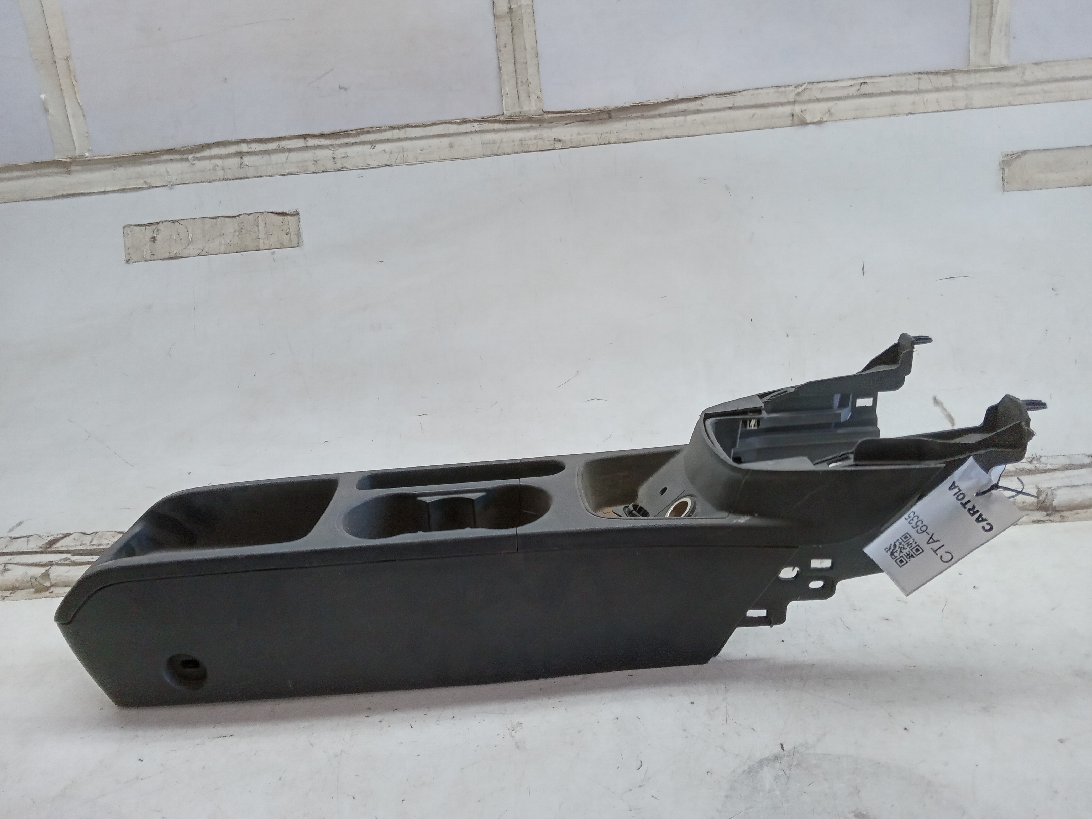 CONSOLE CENTRAL FORD FIESTA 2014 1