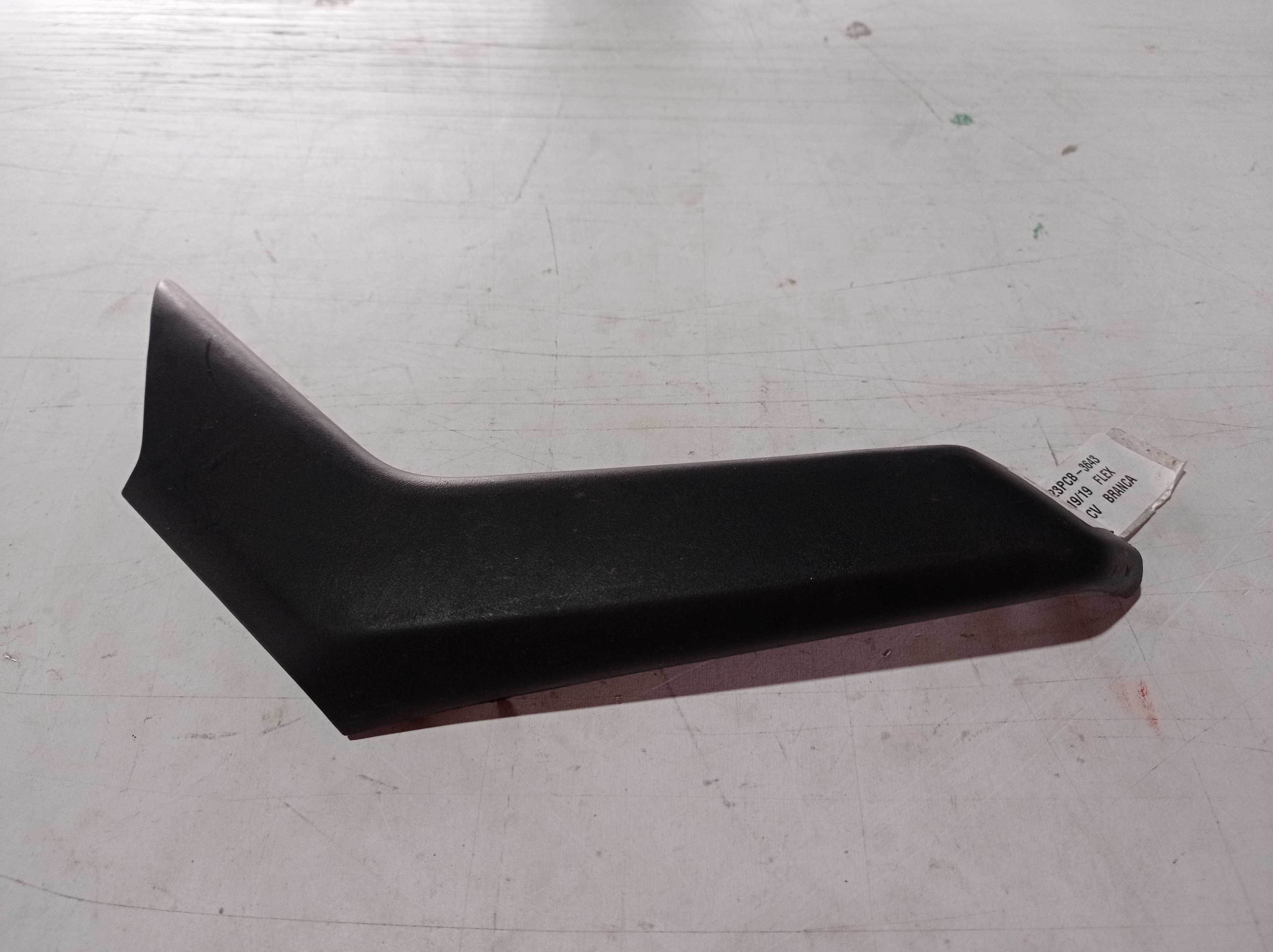 MOLDURA PUXADOR PORTA ESQUERDA VOLKSWAGEN VIRTUS 2019 1