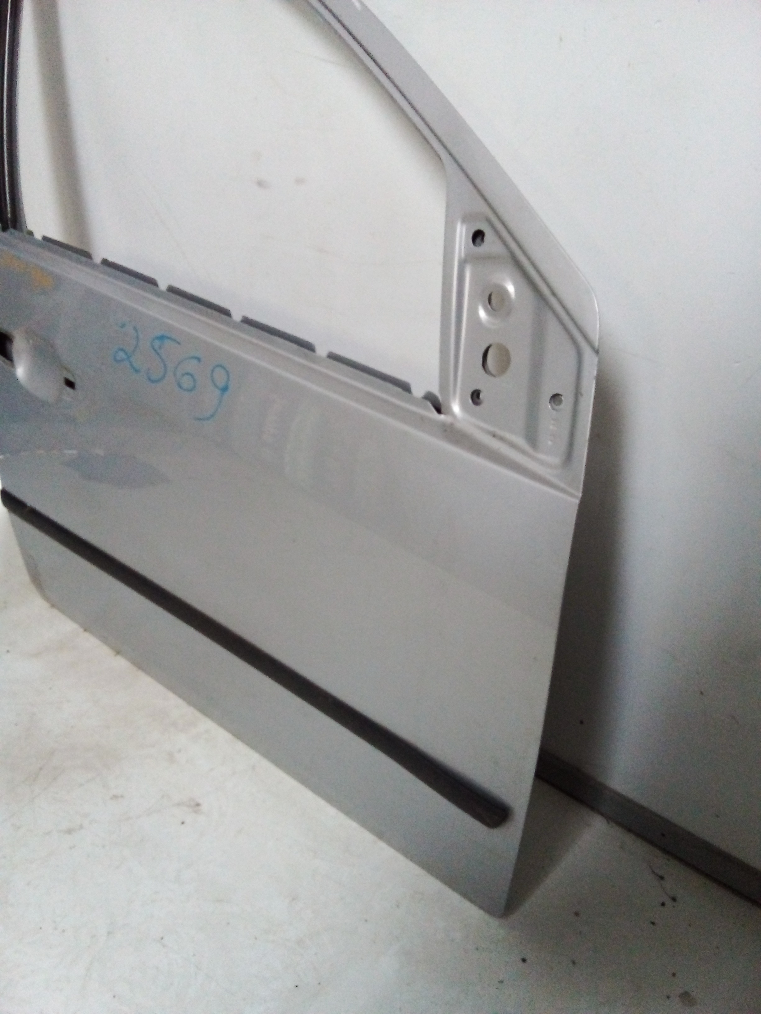 Porta Dianteira Direita Ford Fiesta 2009 Dianteira Direito Cinza 4