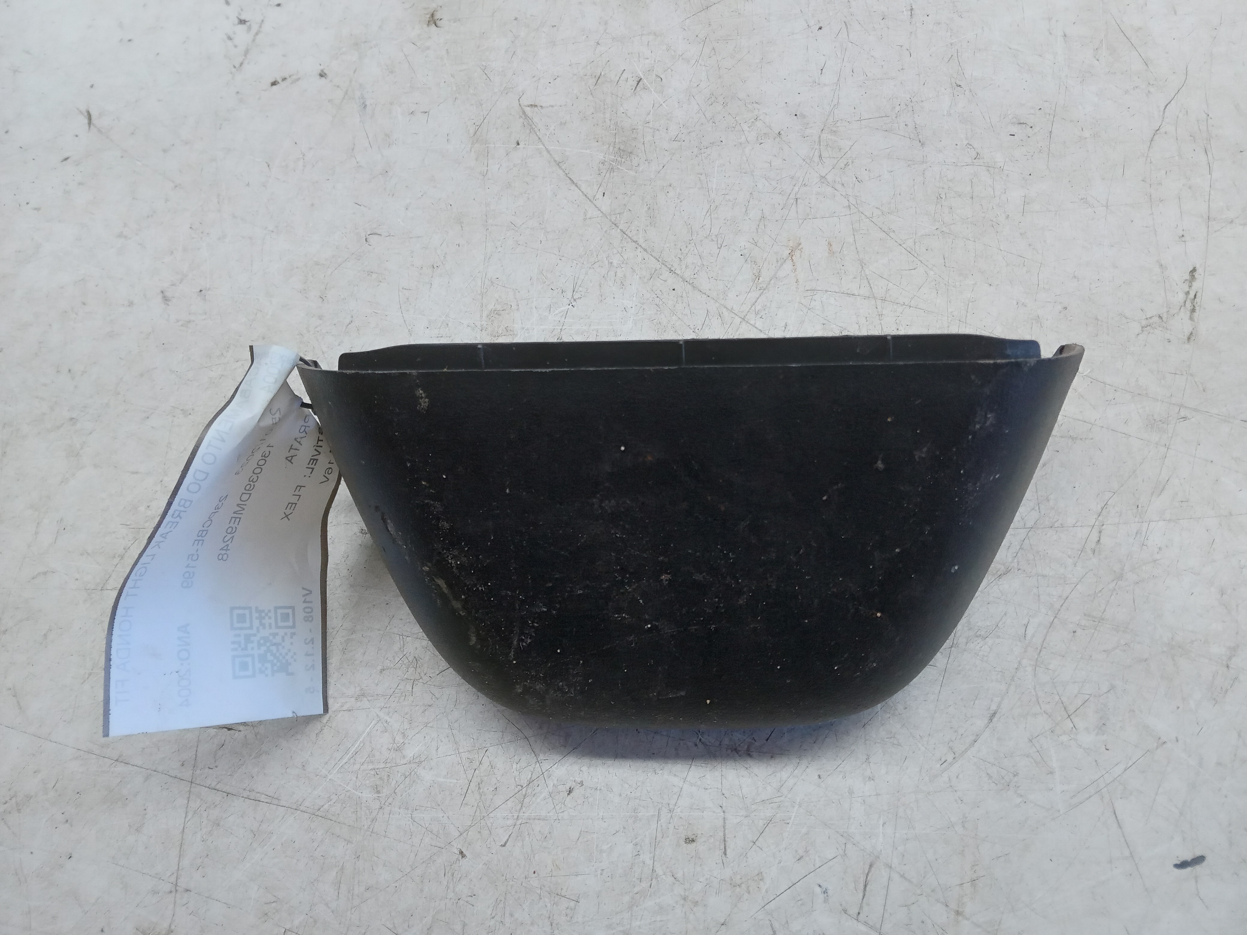MOLDURA ACABAMENTO BREAK LIGHT HONDA FIT 2004