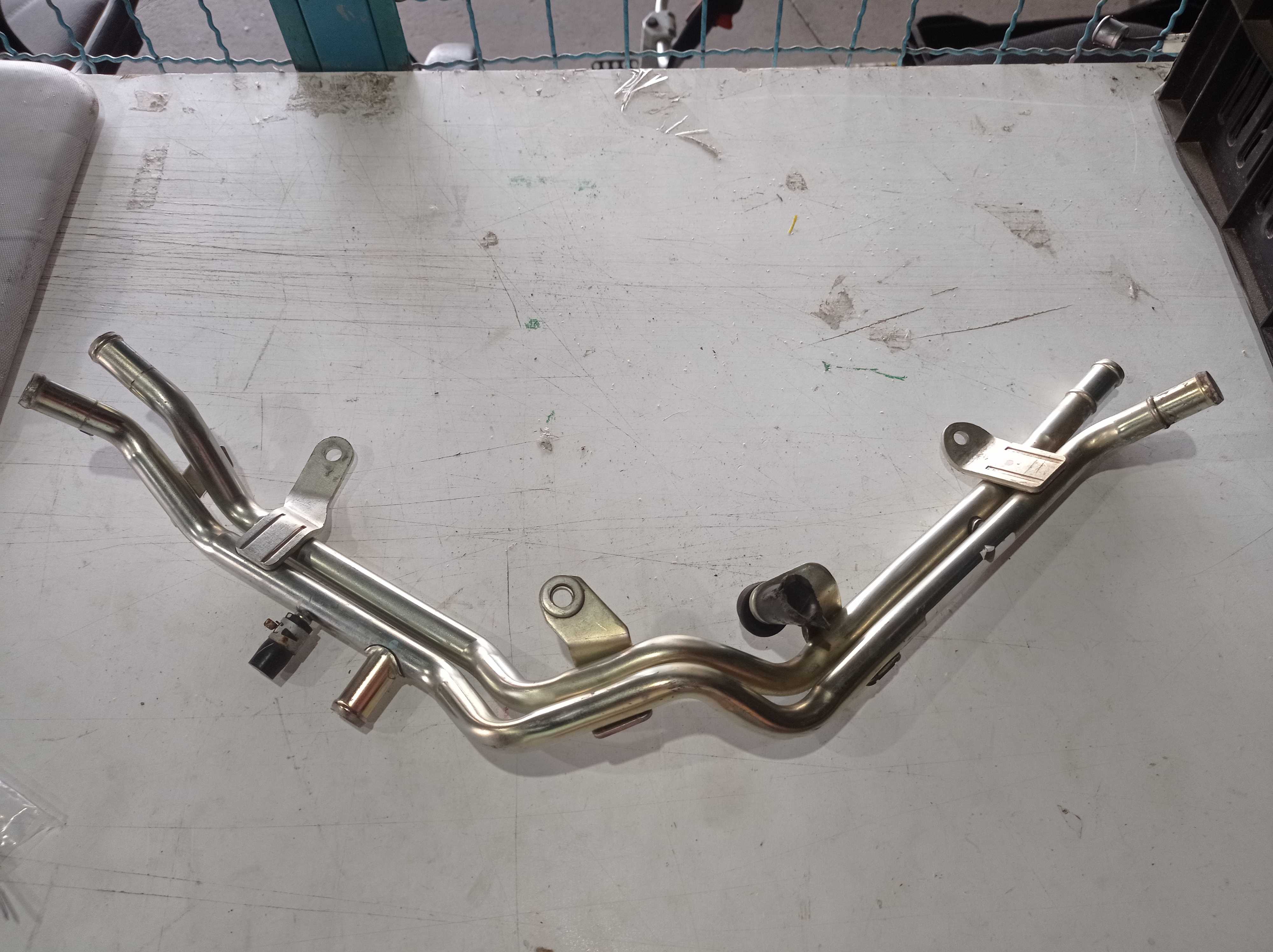 CANO TUBO AGUA RESFRIADOR TOYOTA HILUX 2019 2